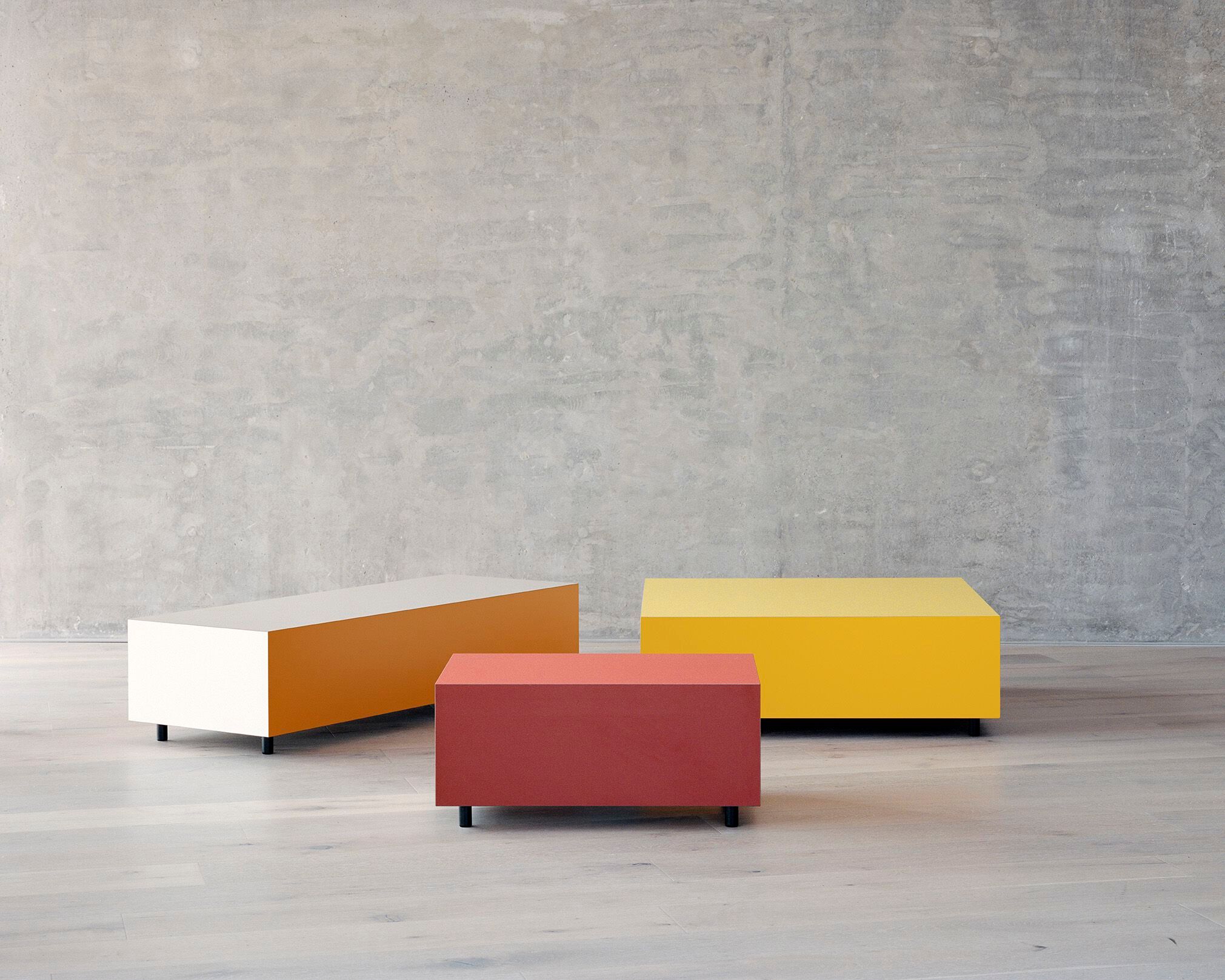 Низкий журнальный столик из фанеры Established&Sons Bloc ARCH-00030227 - Вид №5