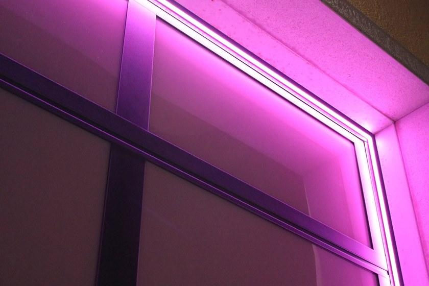 Breda Линейный световой профиль для секционных ворот sun-id-1434399 - Вид №5