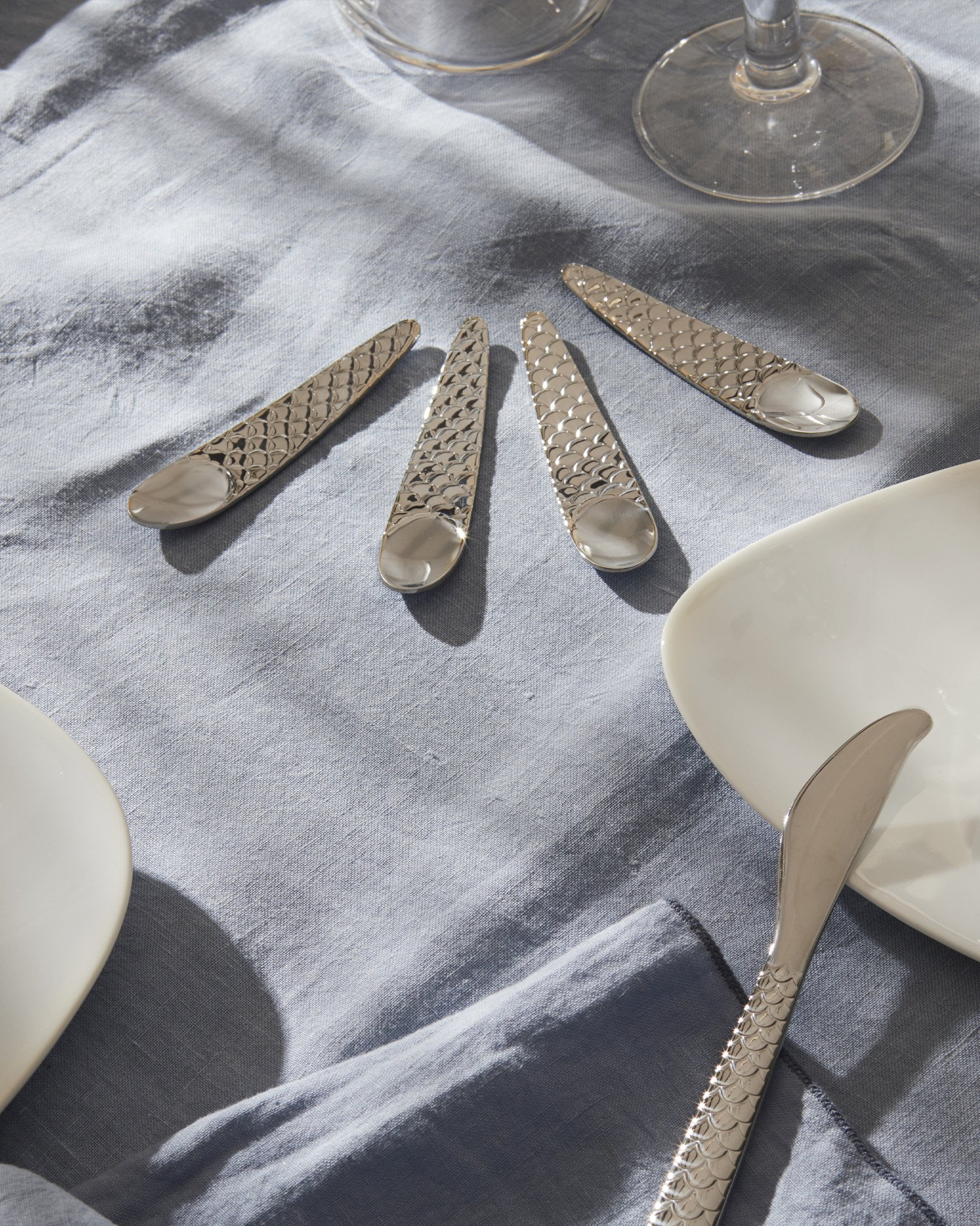 Ложка для икры. 6 кусочков рыбы Alessi Colombina Colombina fish FM23/41 - Вид №1