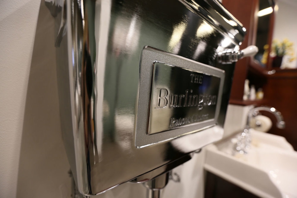 T71 CHR, T33 CHR, P5 Компакт унитаз с бачком Белый Burlington  Англия  - Вид №10