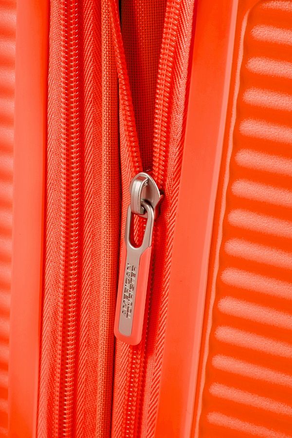 32G-66001 Чемодан 32G*001 Spinner 55 Exp American Tourister Soundbox  - Вид №7