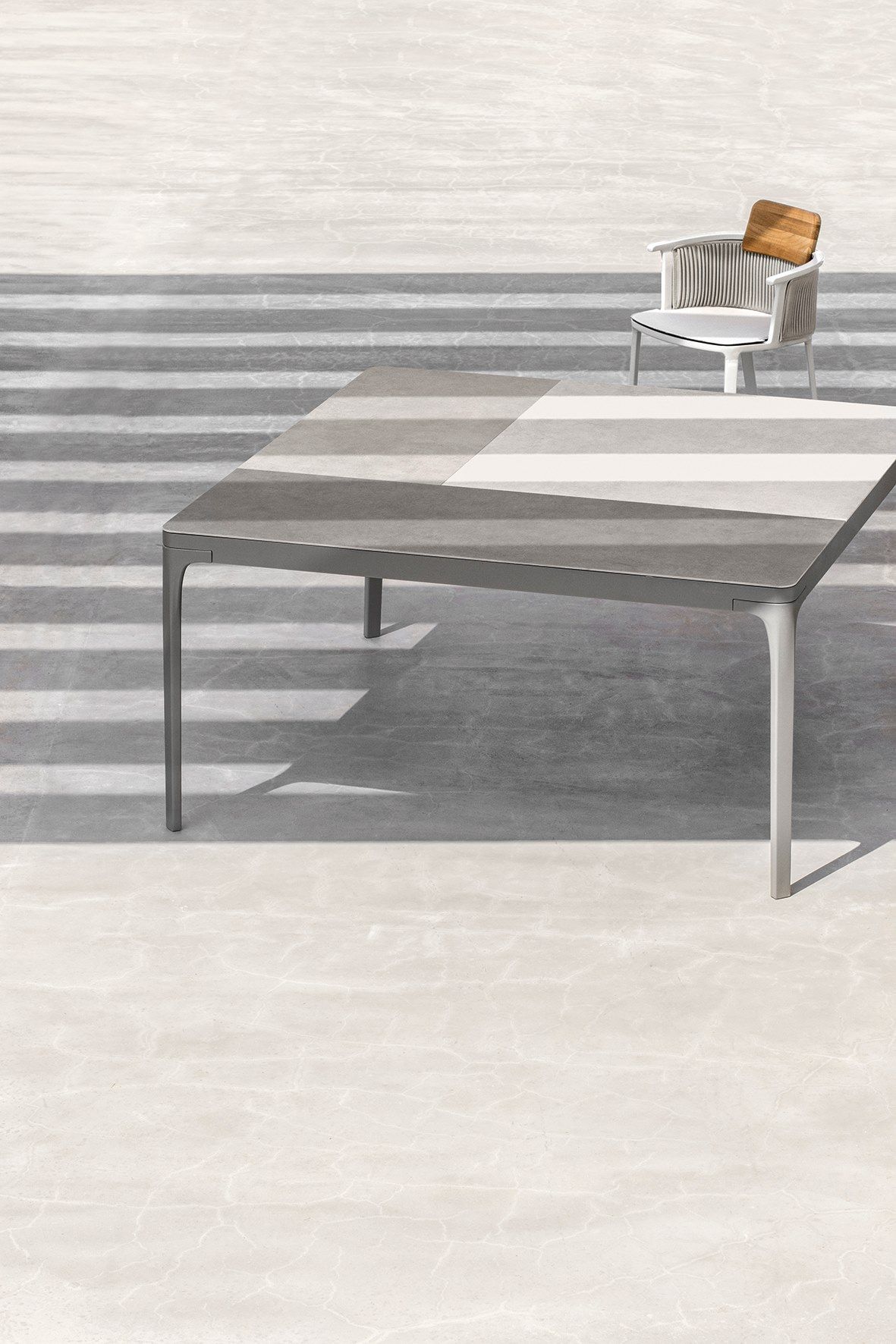 Квадратный садовый стол из керамогранита Ethimo ARCH-00084805 - Вид №9