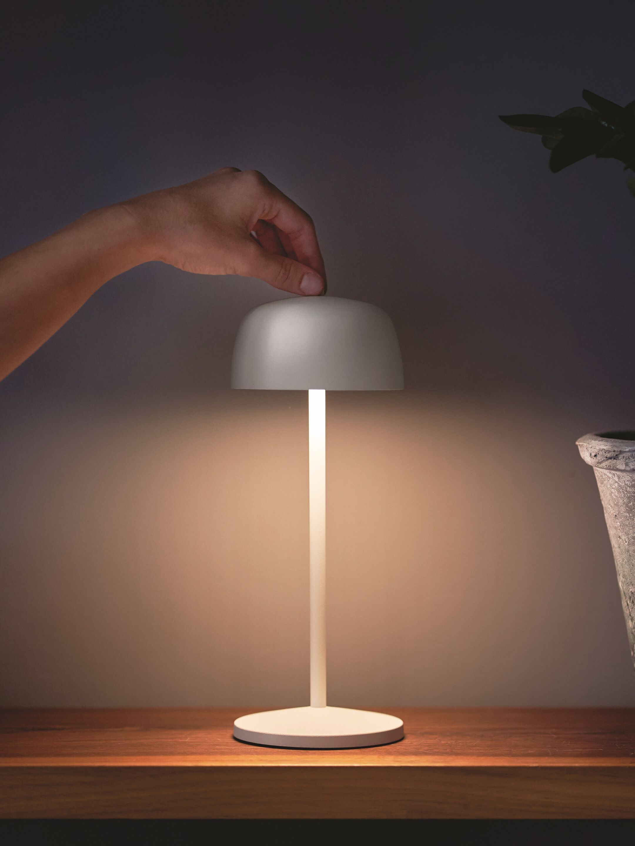 Алюминиевый светодиодный аккумулятор настольная лампа с диммером Zafferano CIRCE ARCH-00065511 - Вид №8