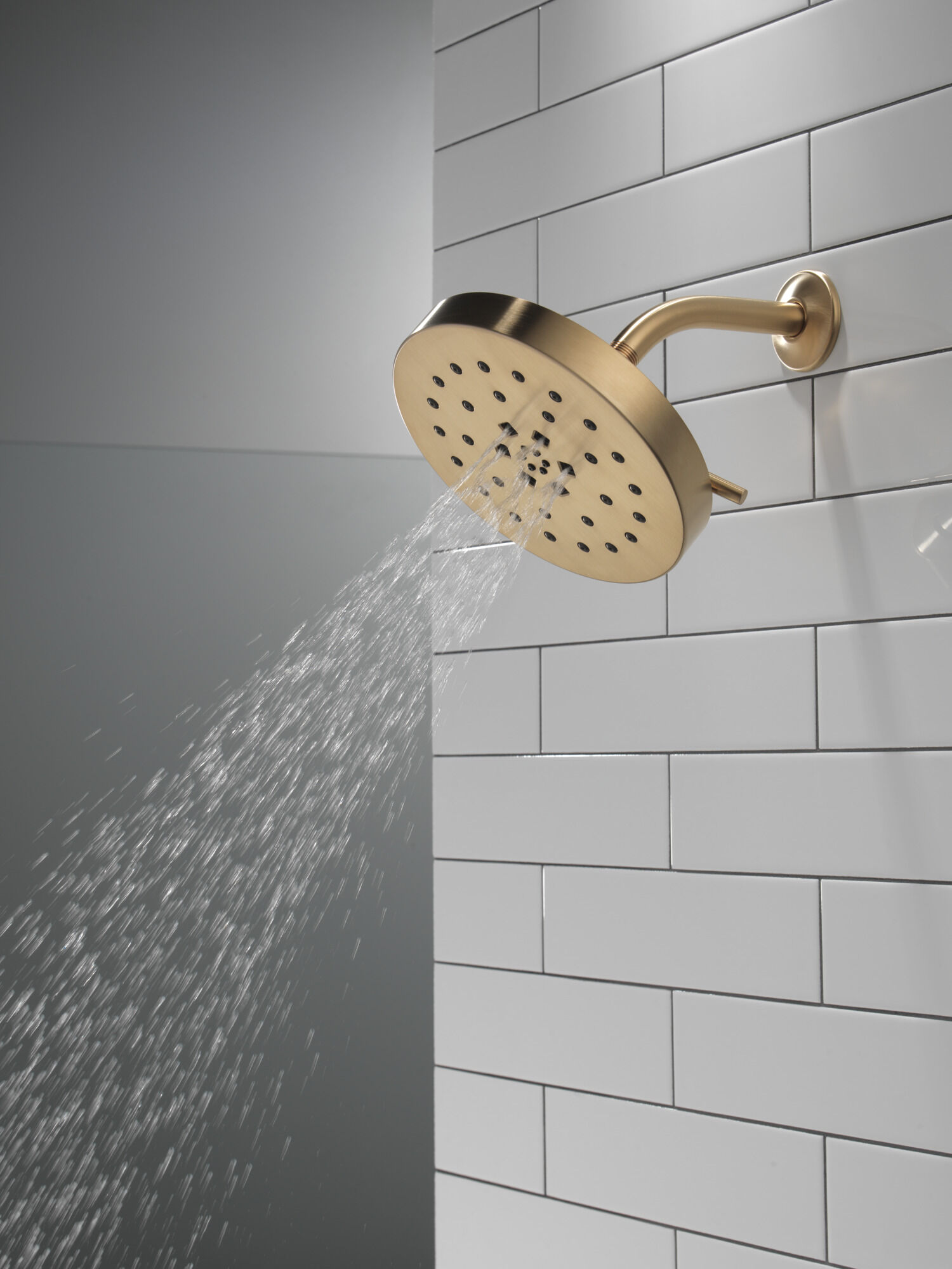52488-CZ H2Okinetic® 4-х позиционная душевая лейка с UltraSoak ™ Delta Faucet Universal Showering Шампанское бронза  - Вид №2