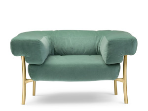 Кресло с подлокотниками