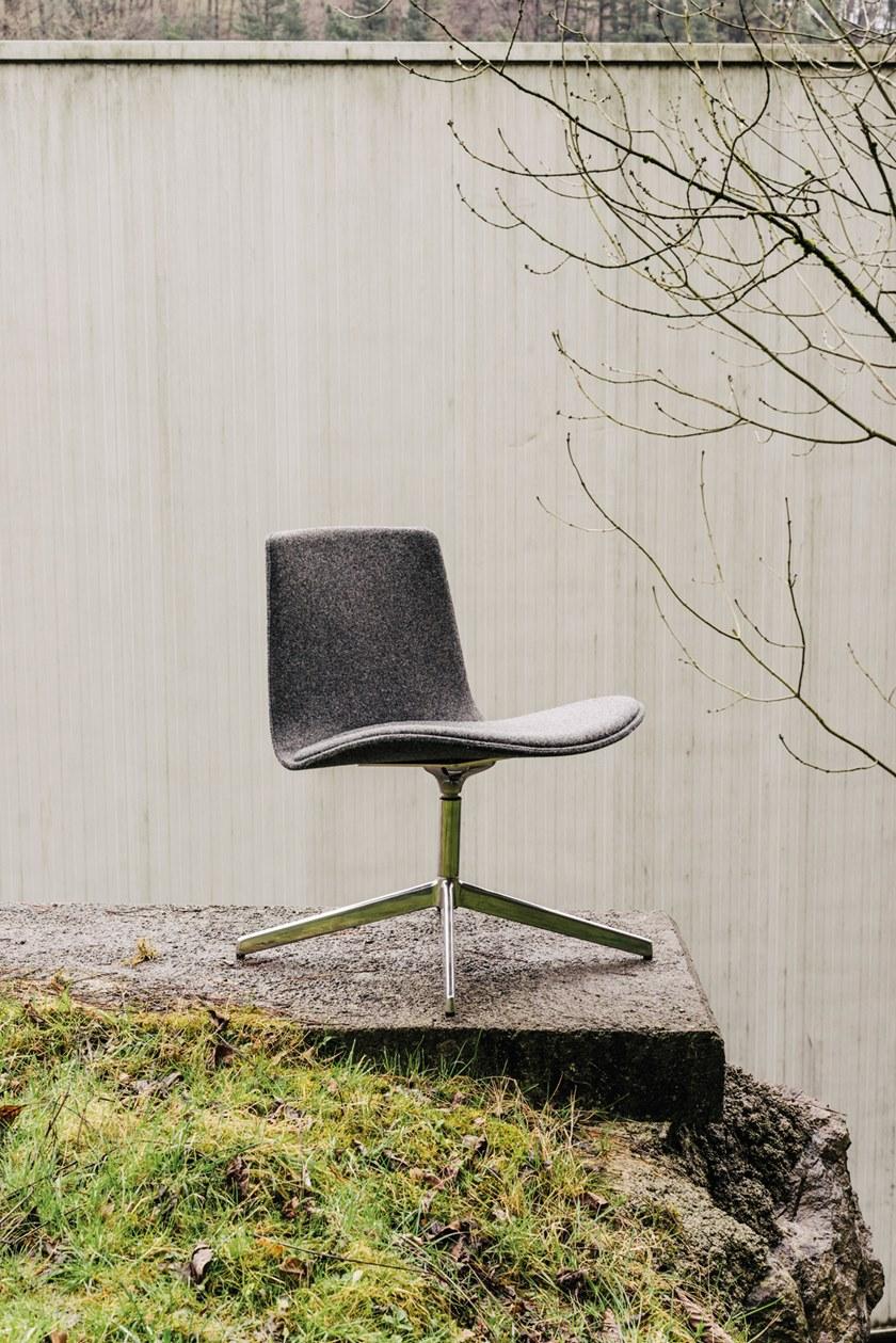 ENEA Кресло с обивкой из ткани с 4 спицами Lottus lounge sun-id-1429077 - Вид №3