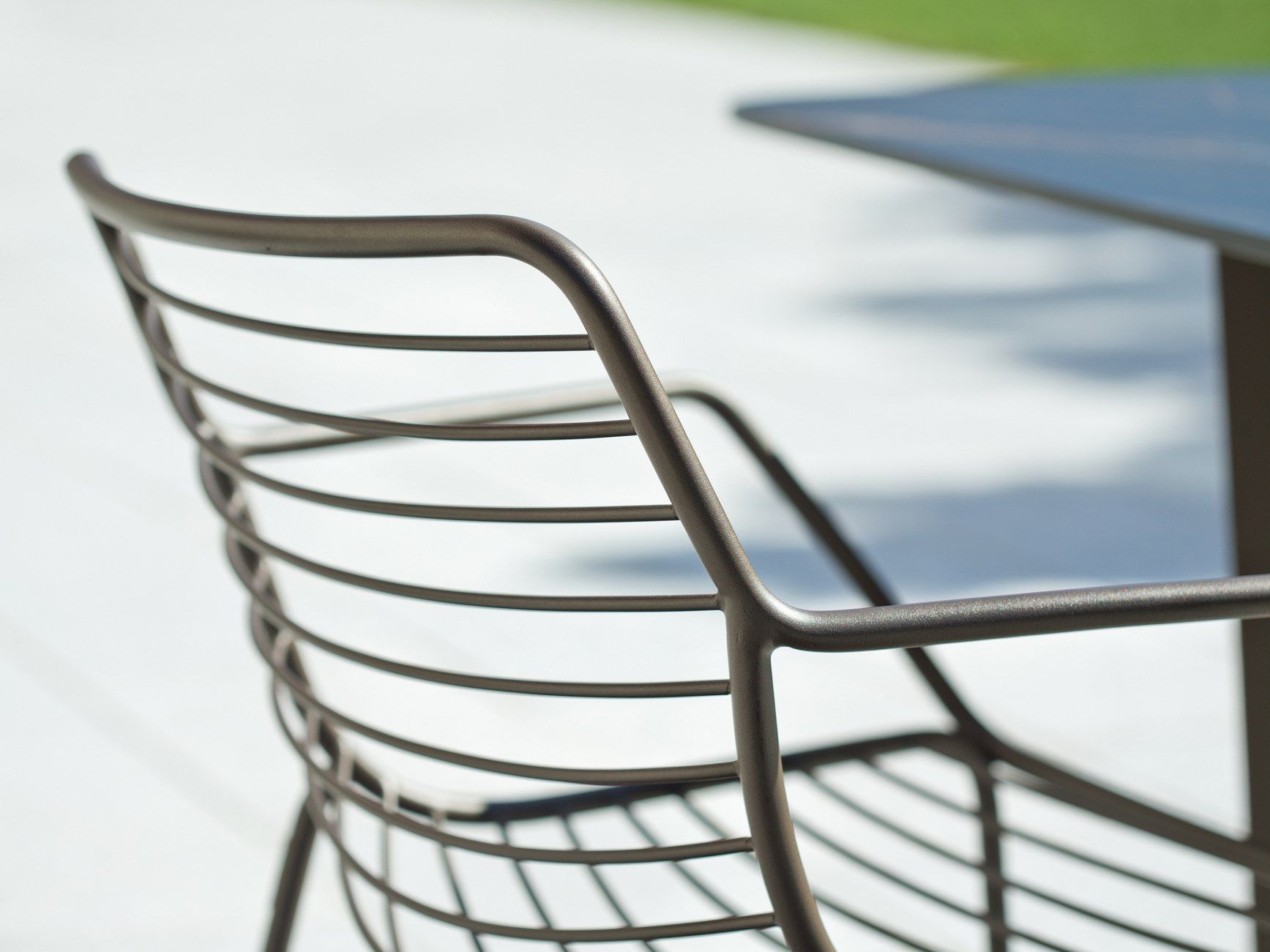 Штабелируемый стул из нержавеющей стали с подлокотниками FISCHER MÖBEL Claris ARCH-00046691 - Вид №11