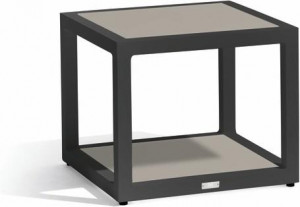 MNST688 Приставные столики pa lava 46см x 46см Manutti Fuse