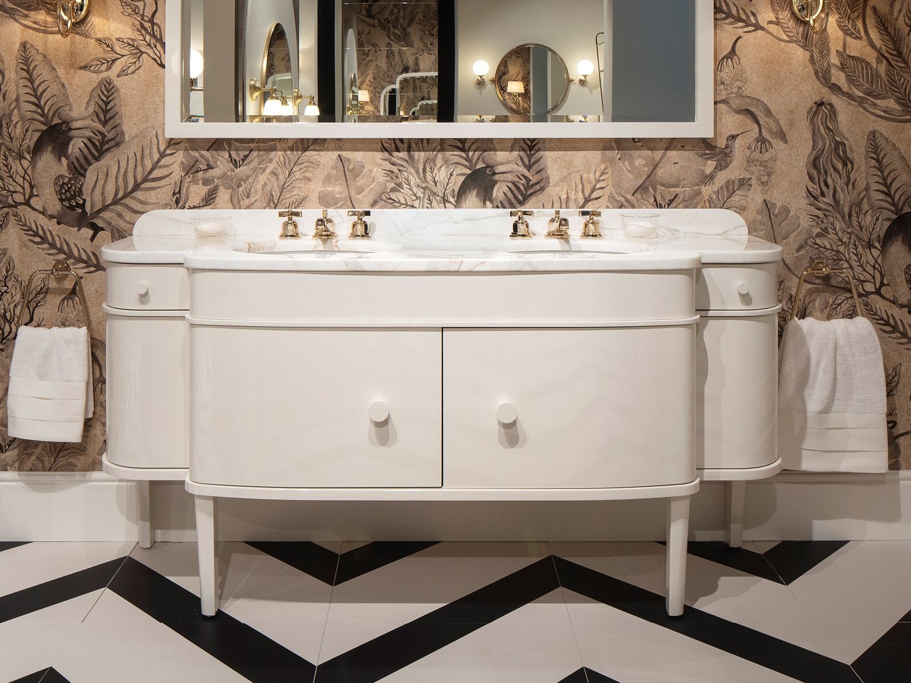 Двойной умывальник с дверцами Devon&Devon музыка ARCH-00038909