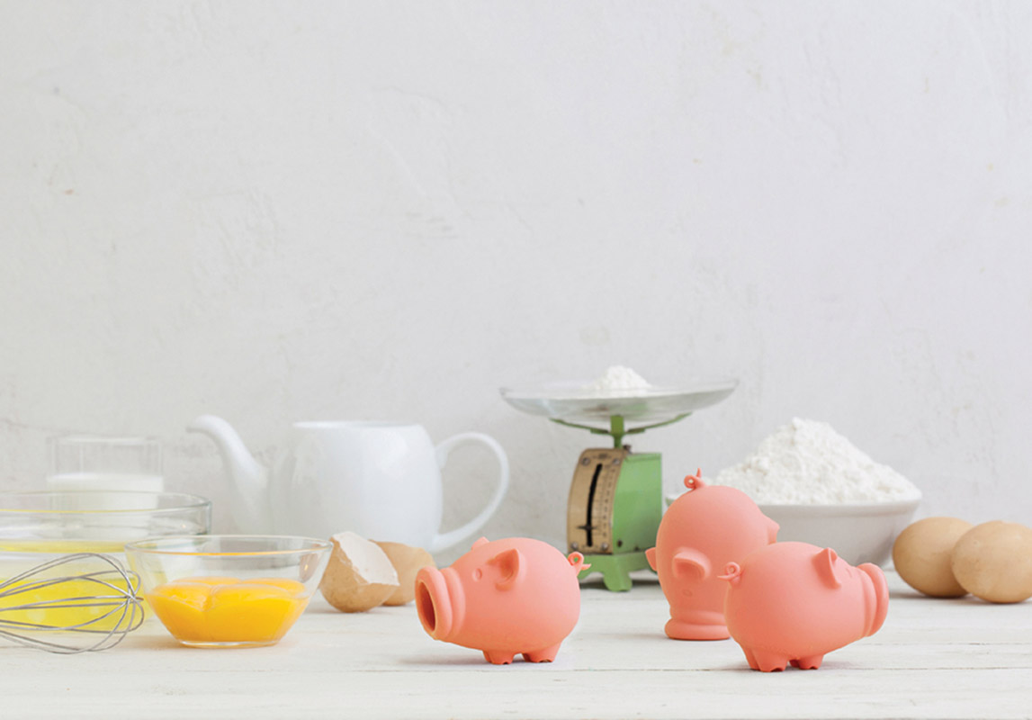 PE802 Прибор для отделения желтка от белка yolkpig Peleg Design  - Вид №4