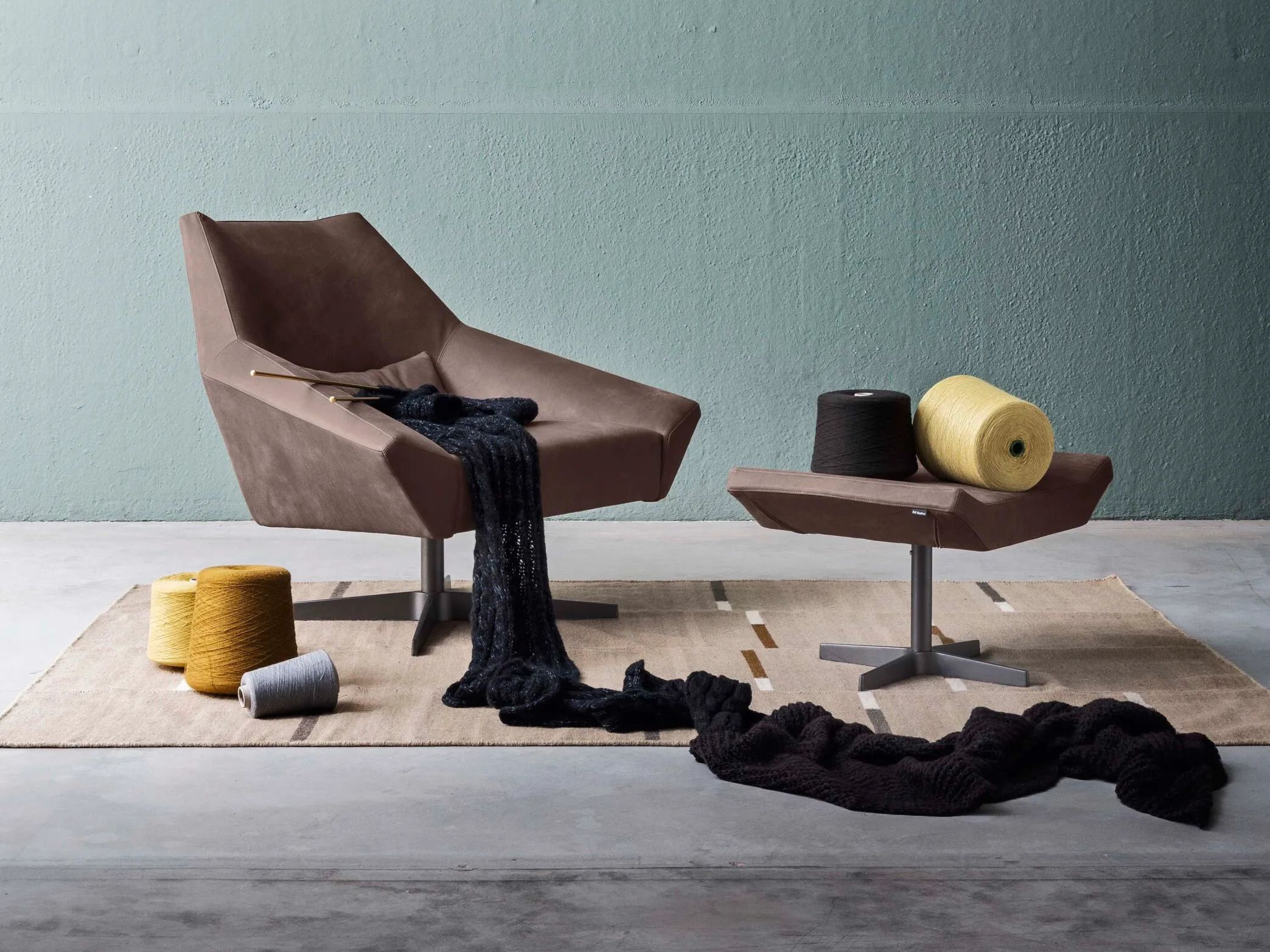 Кожаная спицевая мягкая подставка для ног Alf DaFrè Olivia ARCH-00031595 - Вид №6