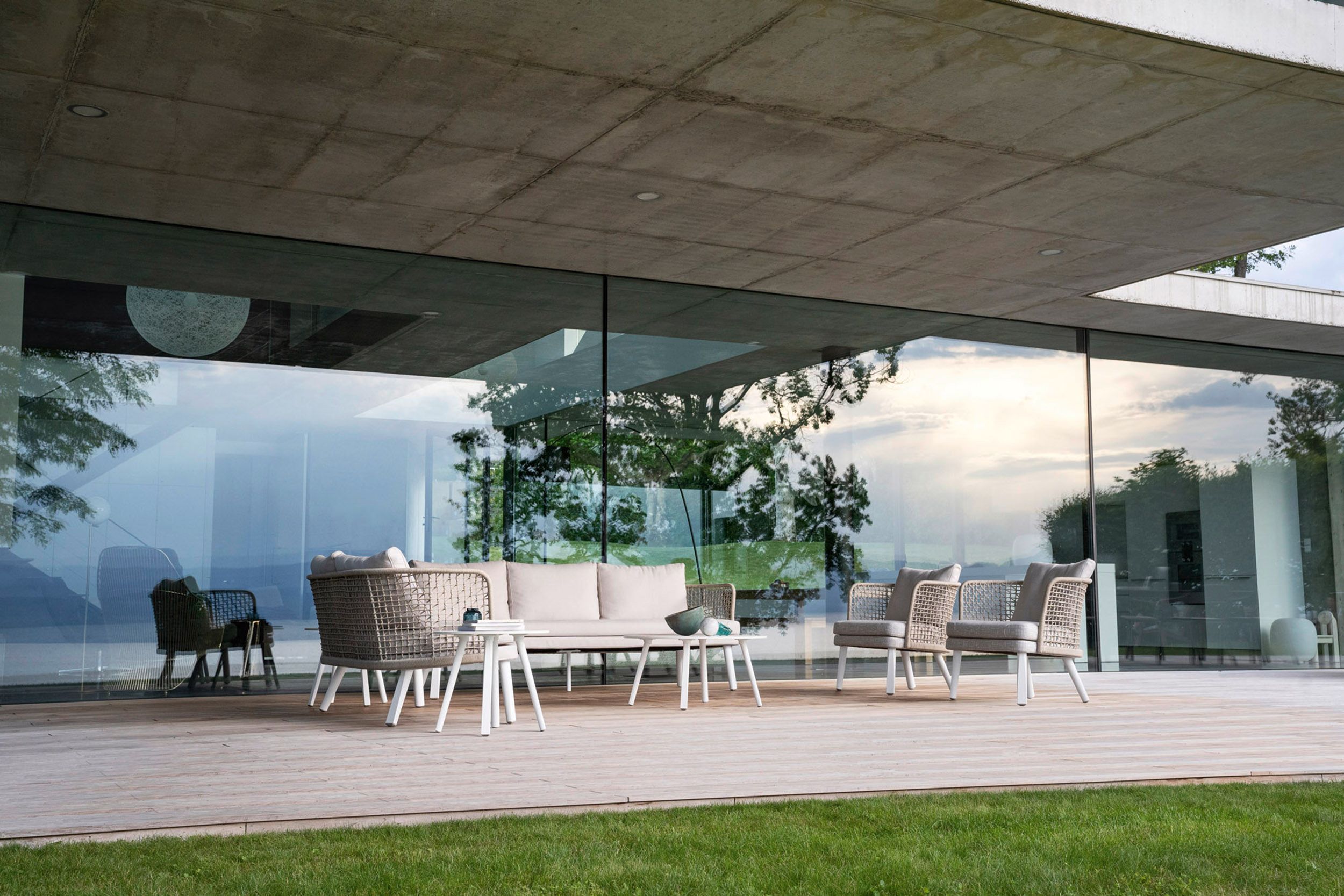 3-местный садовый диван из синтетического волокна Varaschin Эмма ARCH-00111647 - Вид №1