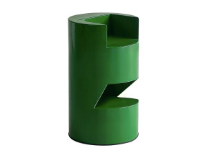 Деревянный табурет с подставкой для ног