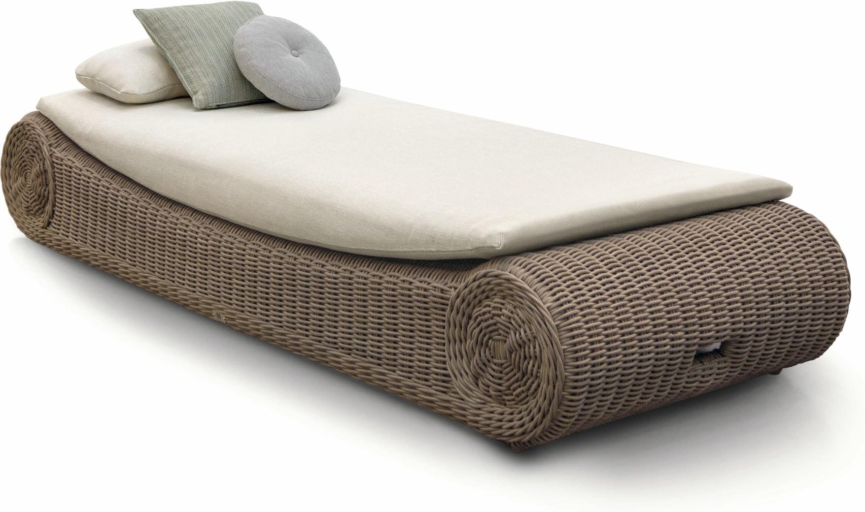 MNST627 Лежак шнур маленький 6мм старый серый Manutti River