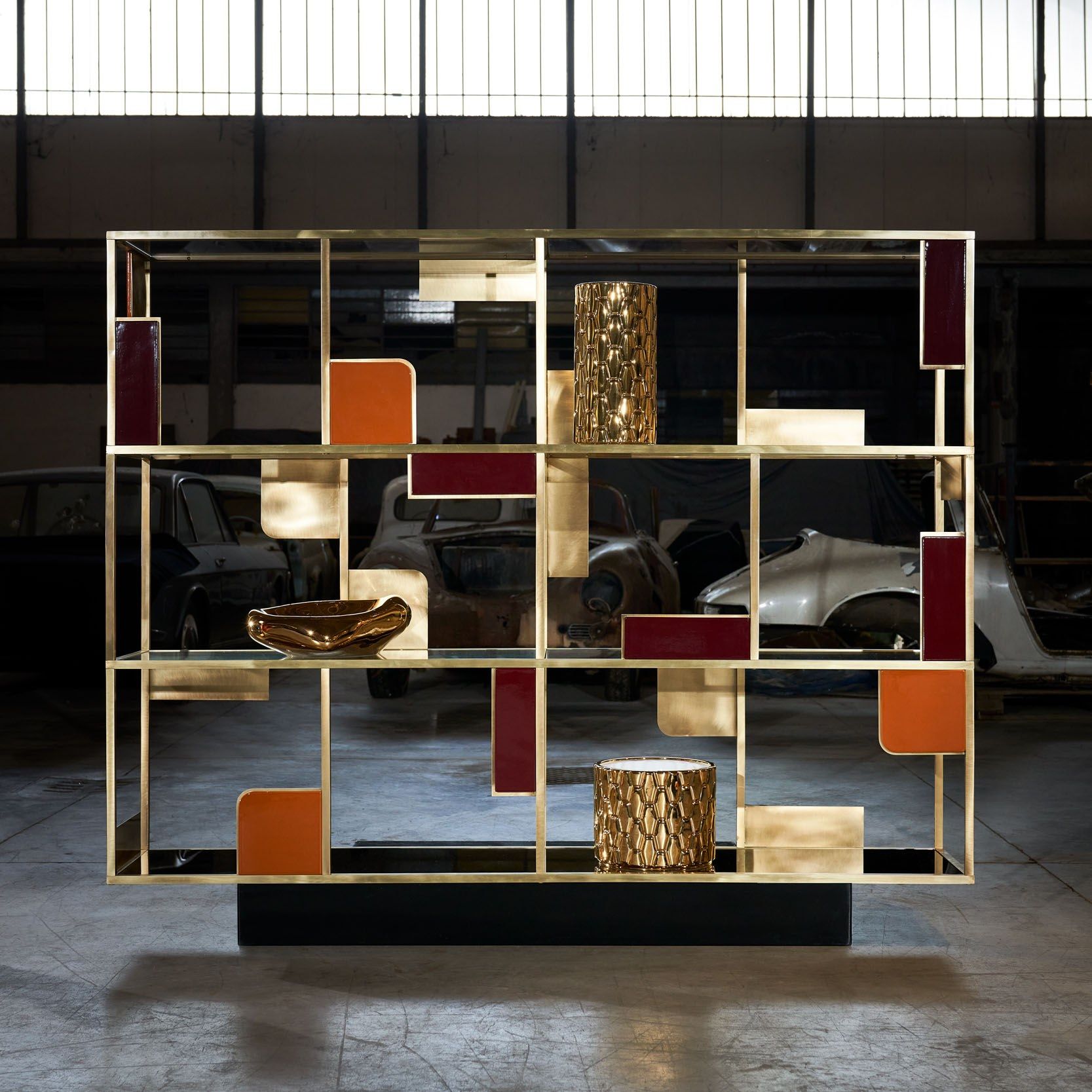 Латунный двухсторонний самонесущий книжный шкаф MARIONI ARCH-00106283 - Вид №4