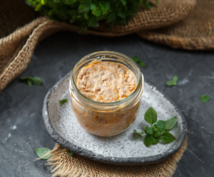 4005 Риет из мяса клария "По-тайски" в соусе "Том-Ям" Семья Петровых Вкусляндия 