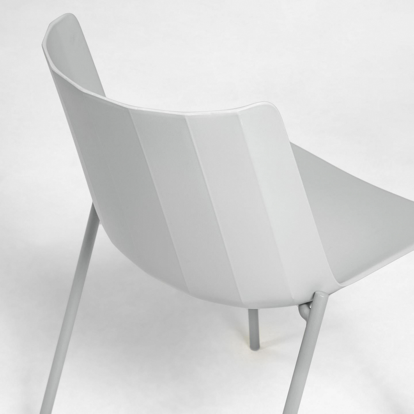 093187 серый стул La Forma Hannia  - Вид №2
