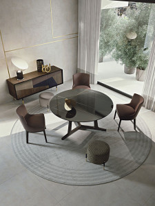 Круглый пуф из ткани