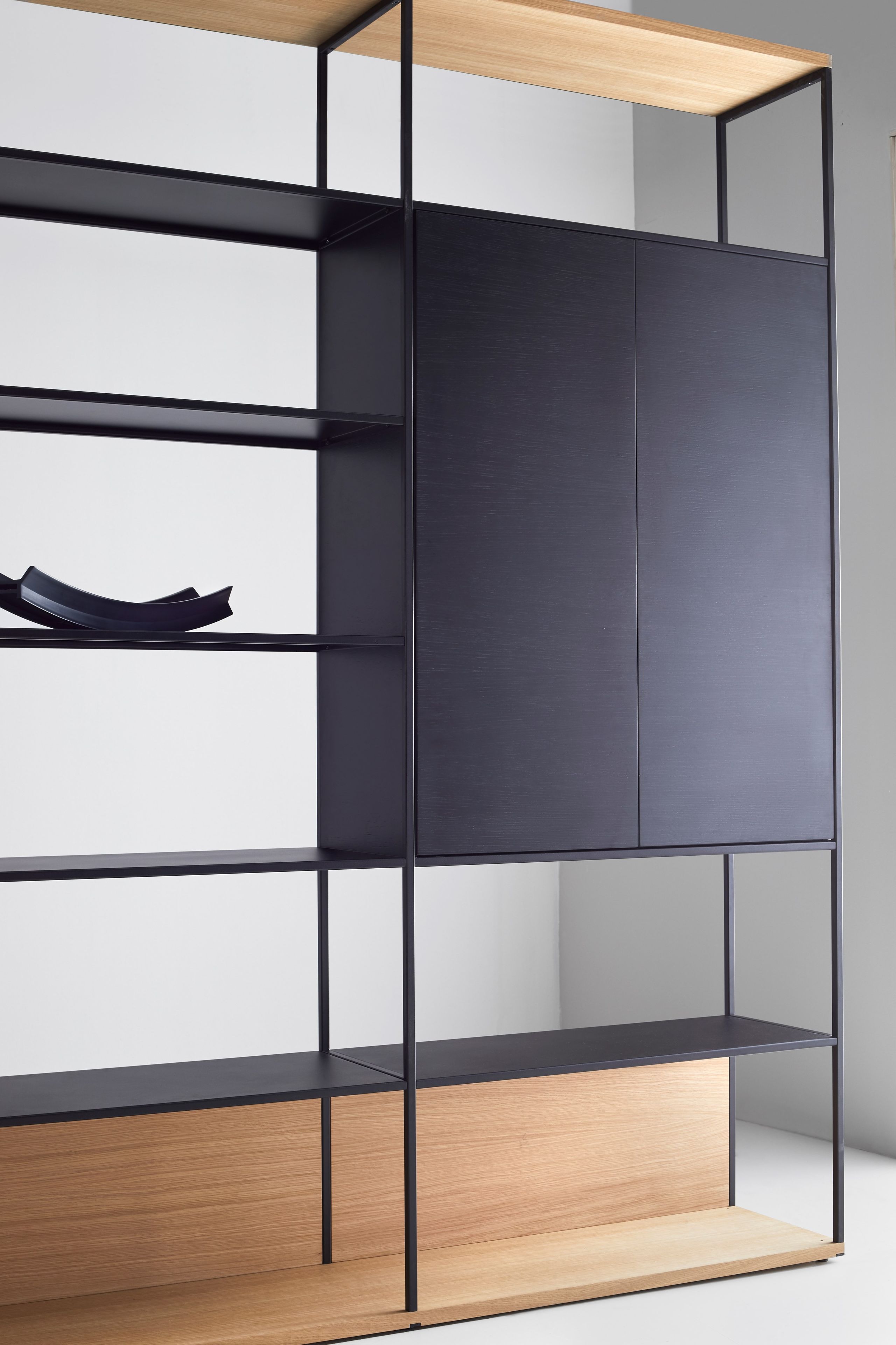 Деревянный отдельно стоящий книжный шкаф Punt Literatura ARCH-00037566 - Вид №3