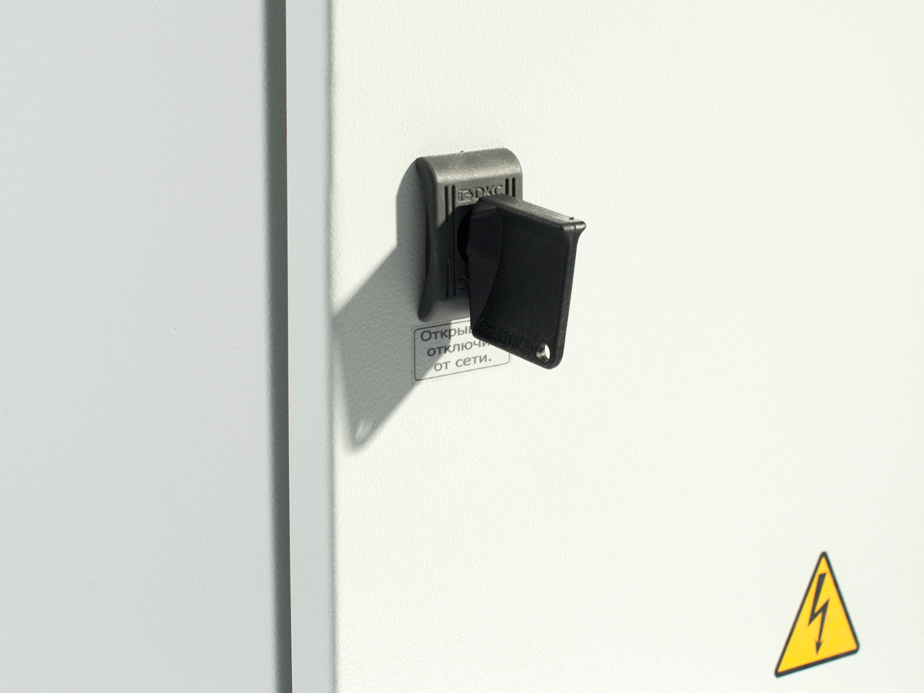 SKAT SMART UPS-600 IP65 SNMP Wi-Fi 2 batteries on-line 600 va wireless control Бастион  - Вид №3