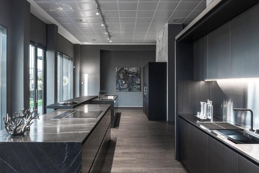 TM Italia Cucine Кухня с двойным островом и высокими шкафами с выдвижными дверцами T45 sun-id-1487958 - Вид №3