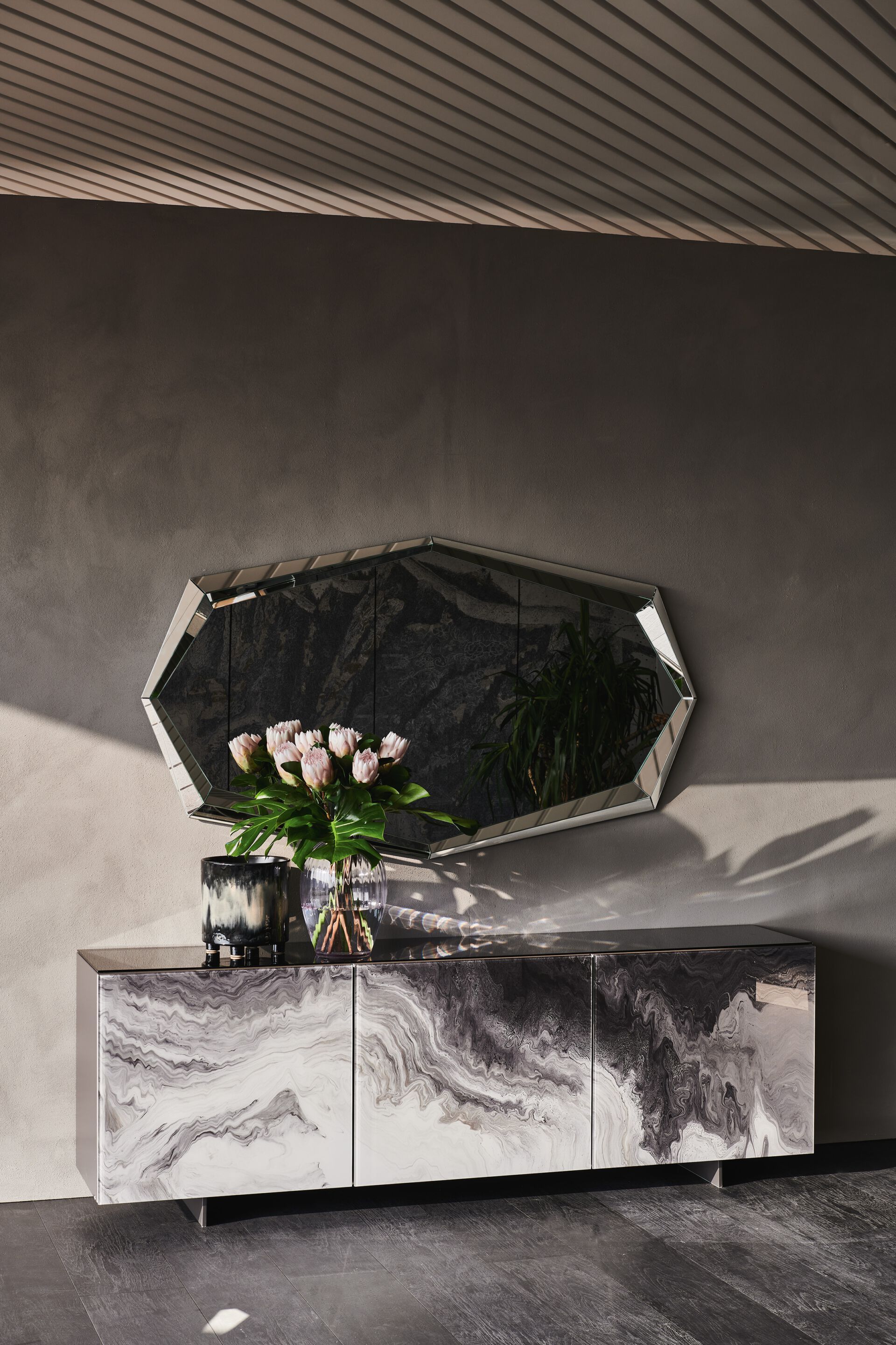 Шкаф из дерева и стекла с распашными дверями Cattelan italia FOCUS CRYSTALART ARCH-00119416 - Вид №4