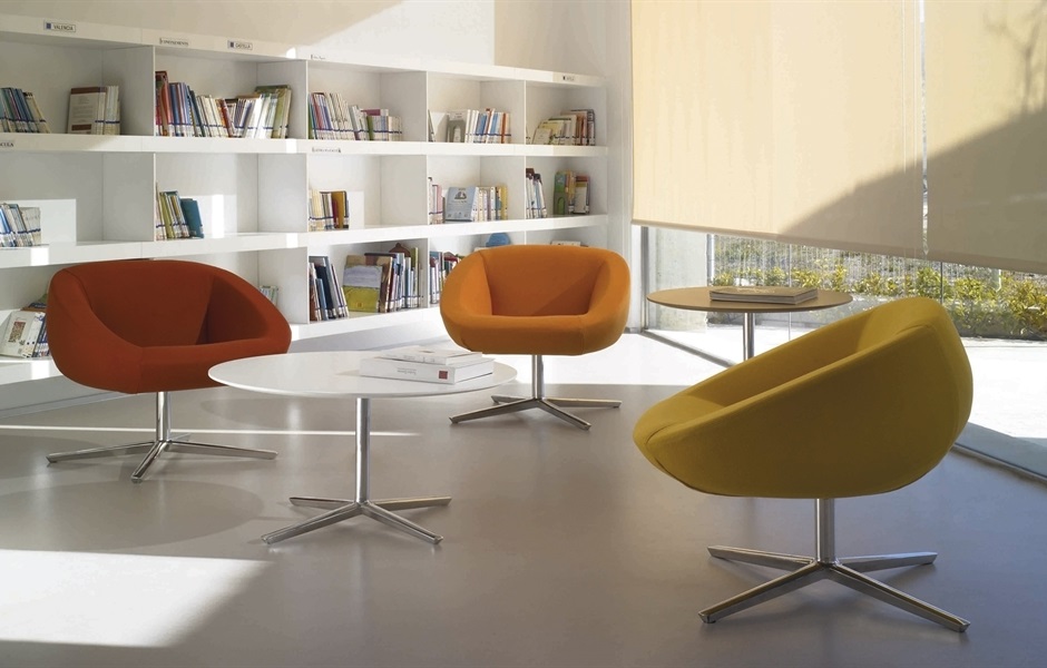 044454 Кресло Wok Andreu World  - Вид №4