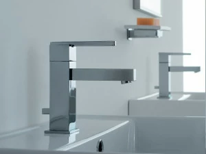 ZAZZERI Смеситель для умывальника, однорычажный Soqquadro