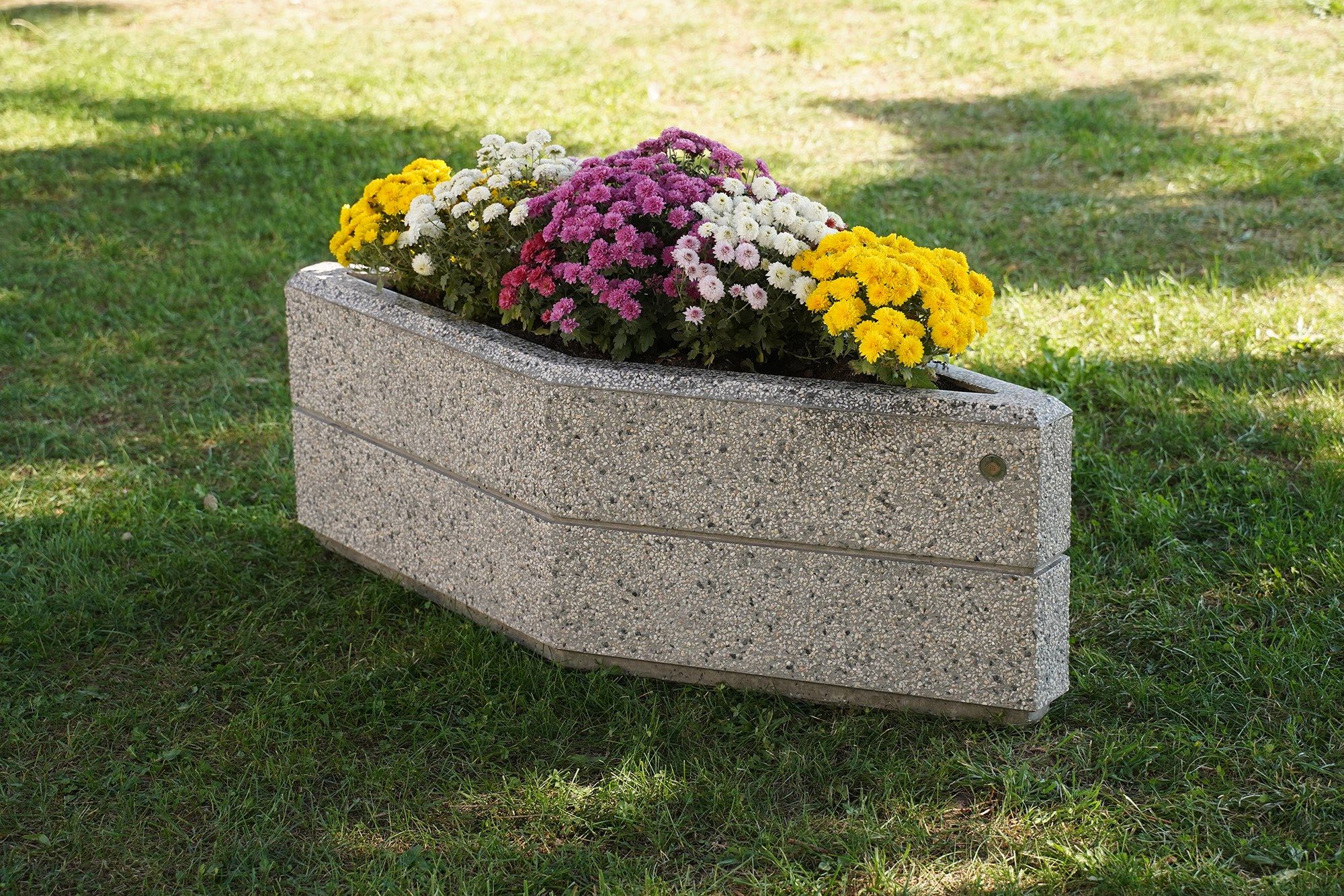 Низкая бетонная плантатор ENCHO ENCHEV - ETE 229 ARCH-00147885 - Вид №1