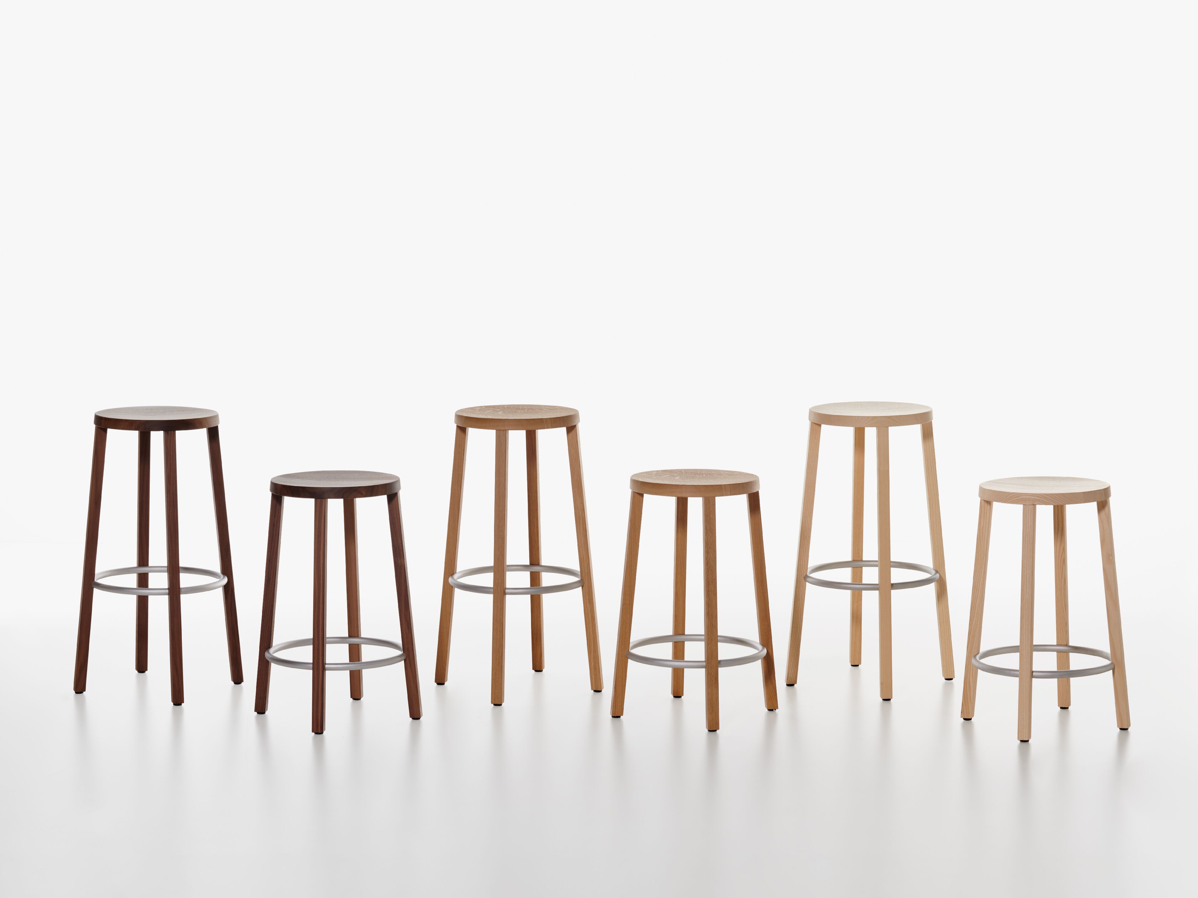 Табурет из ясеня с подставкой для ног Plank блок ARCH-00007981 - Вид №3