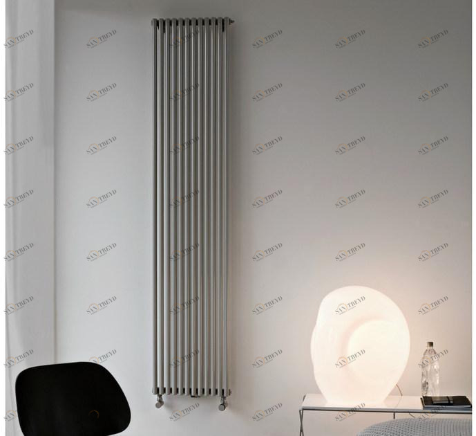 Tubes Radiatori Вертикальный настенный радиатор горячей воды Basics Cv25