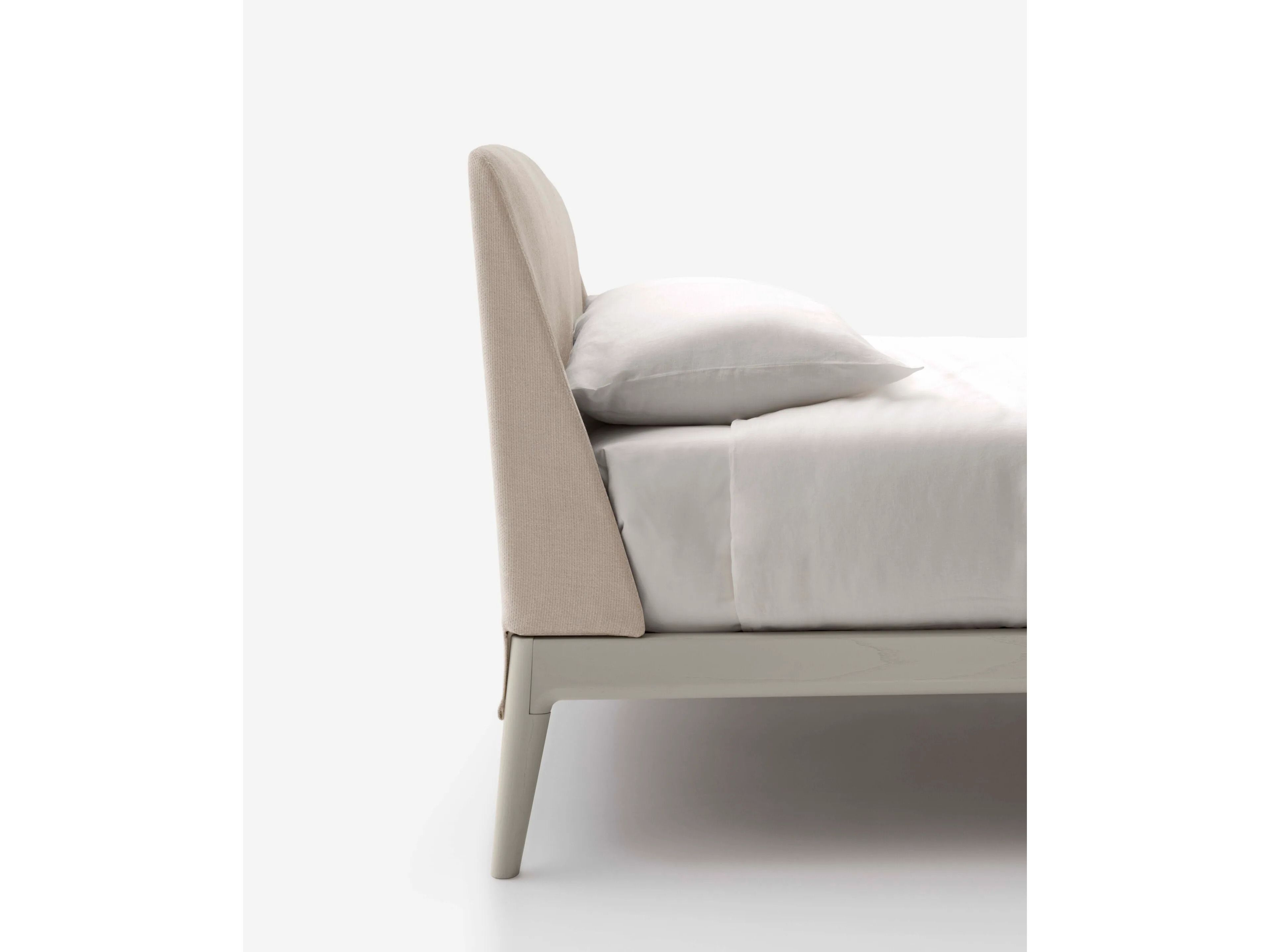 Деревянная двуспальная кровать с мягким изголовьем Alf DaFrè ECATE ARCH-00018494 - Вид №3