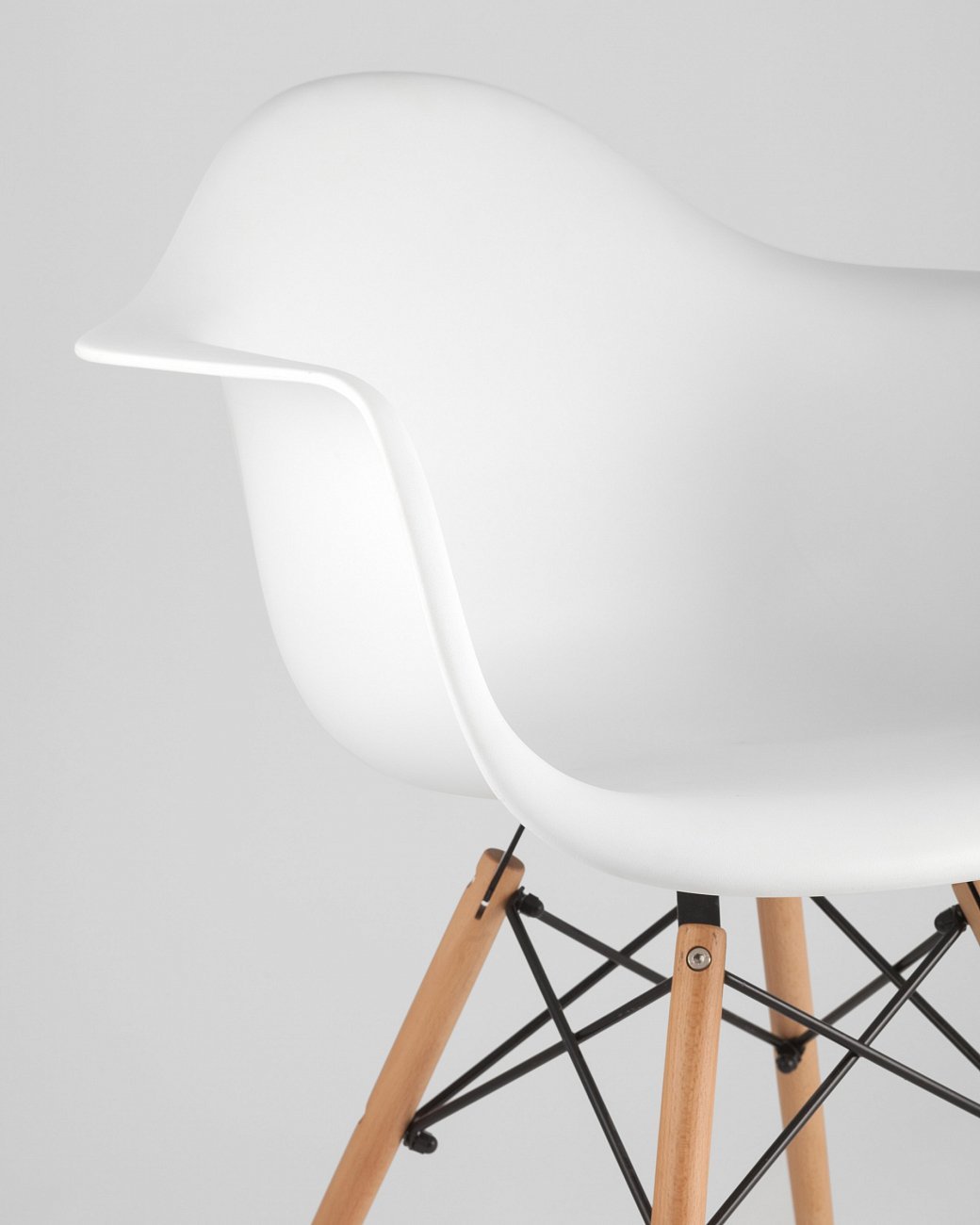 Кресло белое пластиковое с деревянными ножками Eames W EAMES EAMES DAW 00-3881987 Белый  - Вид №7