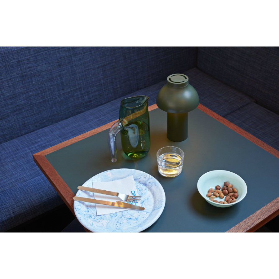 Лампа настольная PC Portable, оливковая Hay 4104312009000 - Вид №7