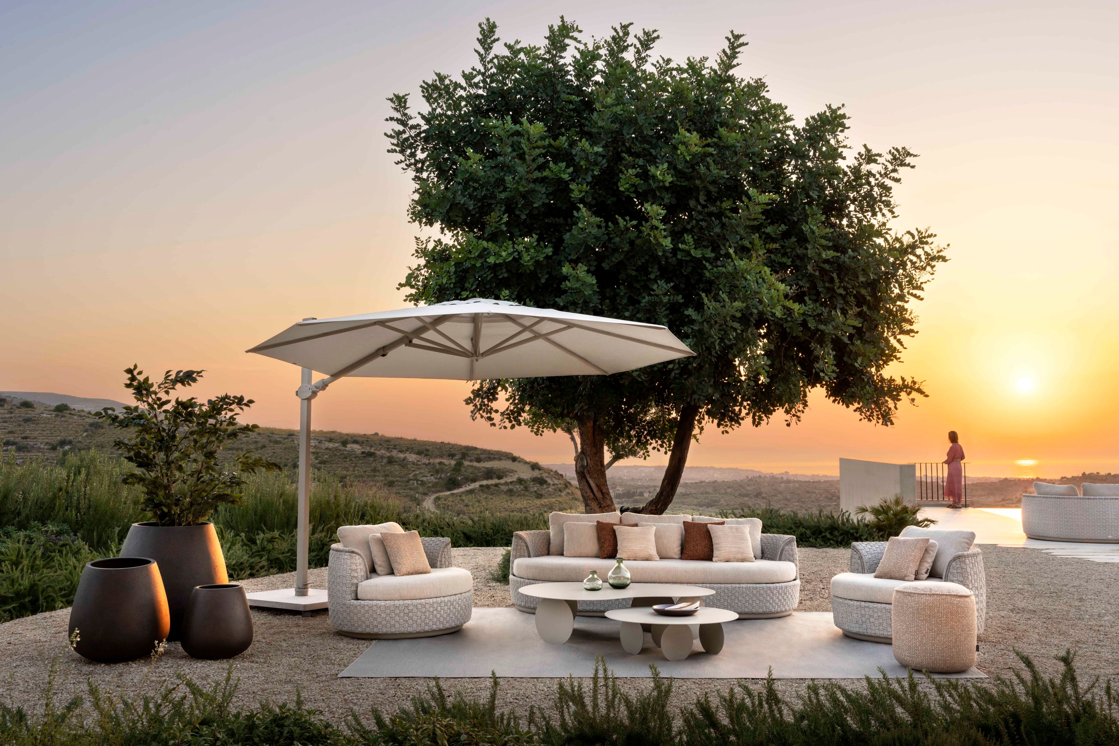 Алюминиевый журнальный столик с порошковым покрытием Jardinico ARCH-00040835 - Вид №2