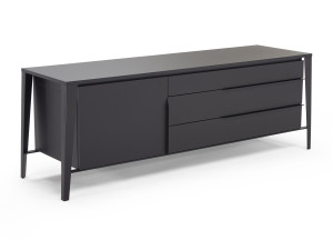 Деревянный комод