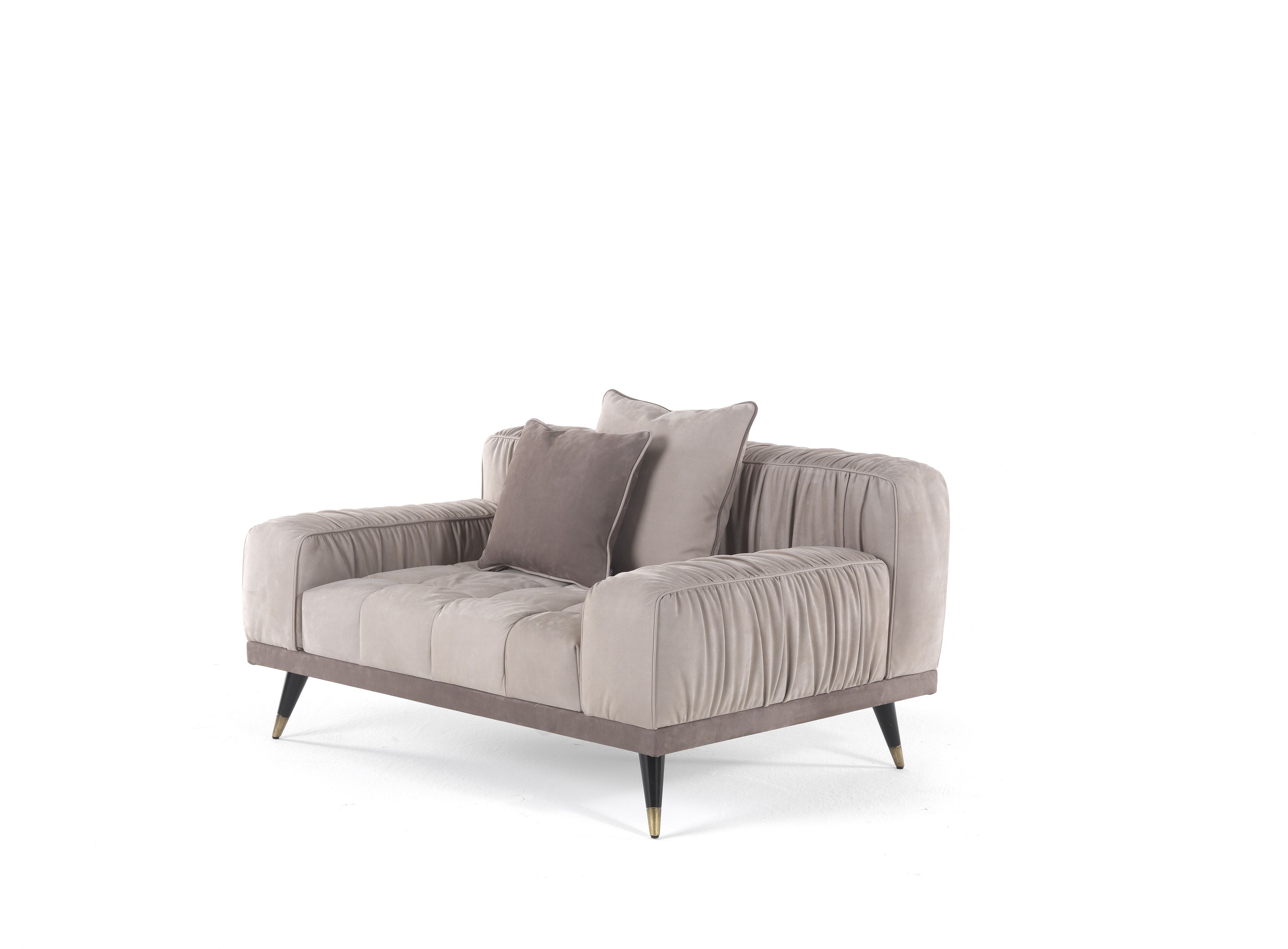 Кресло из нубука с подлокотниками Gianfranco Ferré Home Highlander ARCH-00062503 - Вид №1