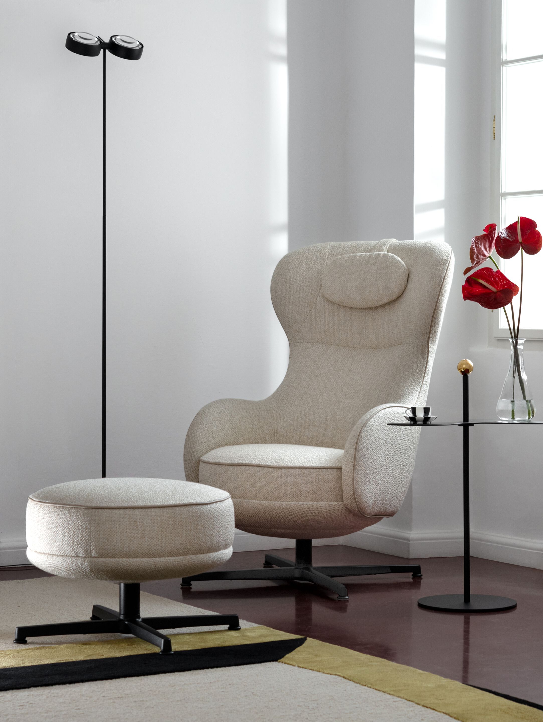 Тканевая вращающаяся спицевая круглая подставка для ног Wittmann Tuya ARCH-00072044 - Вид №3