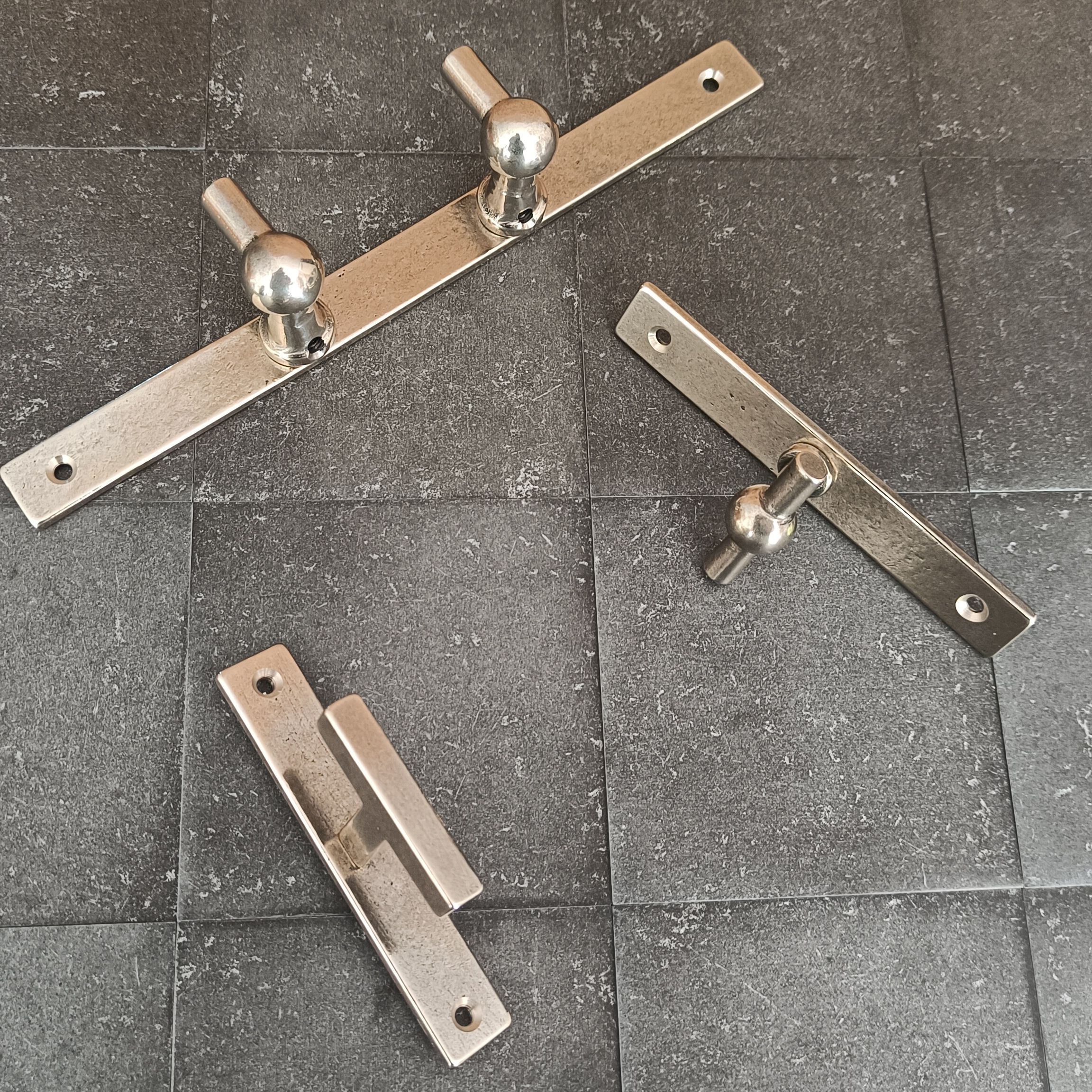 Бронзовая настенная вешалка GIARA ART DESIGN-BRONZE APPENDIABITI ARCH-00037413 - Вид №7