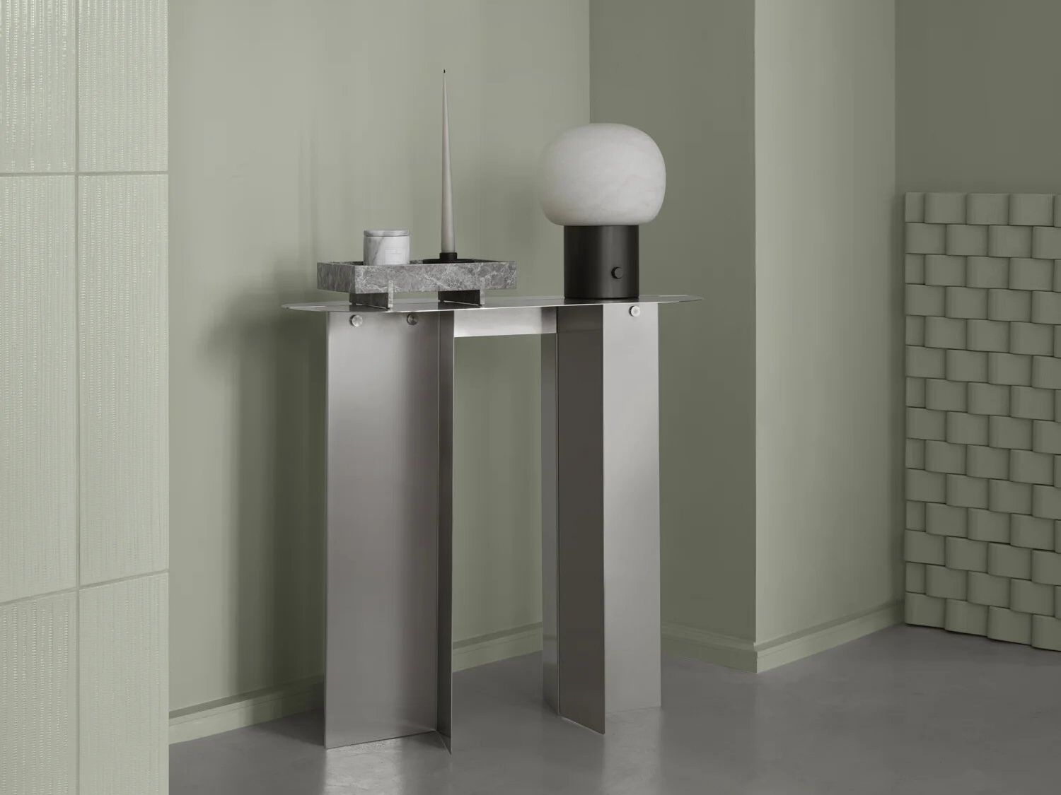 Светодиодная настольная лампа из алебастра и алюминия blomus IRIS Ø24 ARCH-00038432 - Вид №17