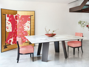 Мягкий стул из ткани