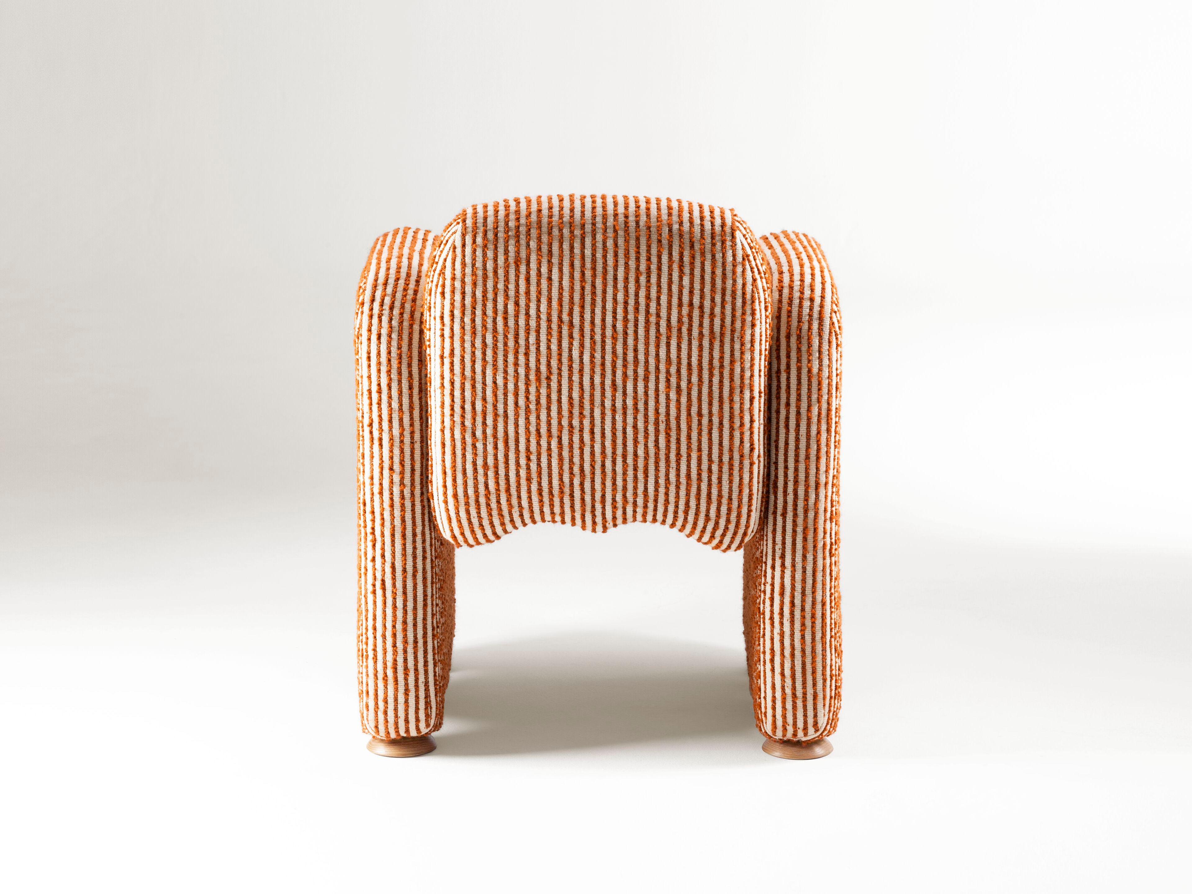 Мягкий тканевый стул с подлокотниками DOOQ Cindy ARCH-00131388 - Вид №1