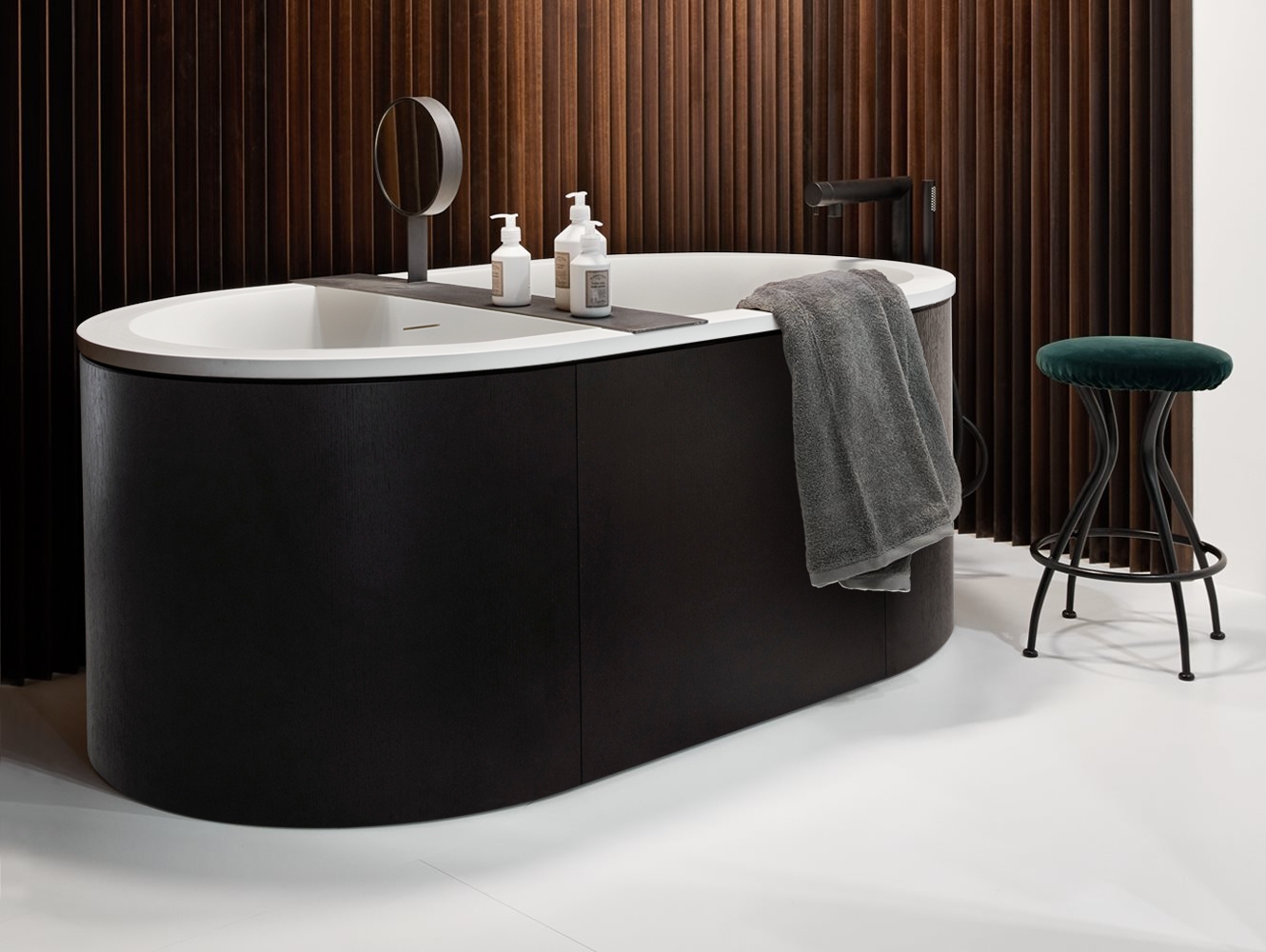 CIBELE-BI+CIBATC-RO ванна Cibele LivingTec cielo Arcadia Ceramica Cielo 