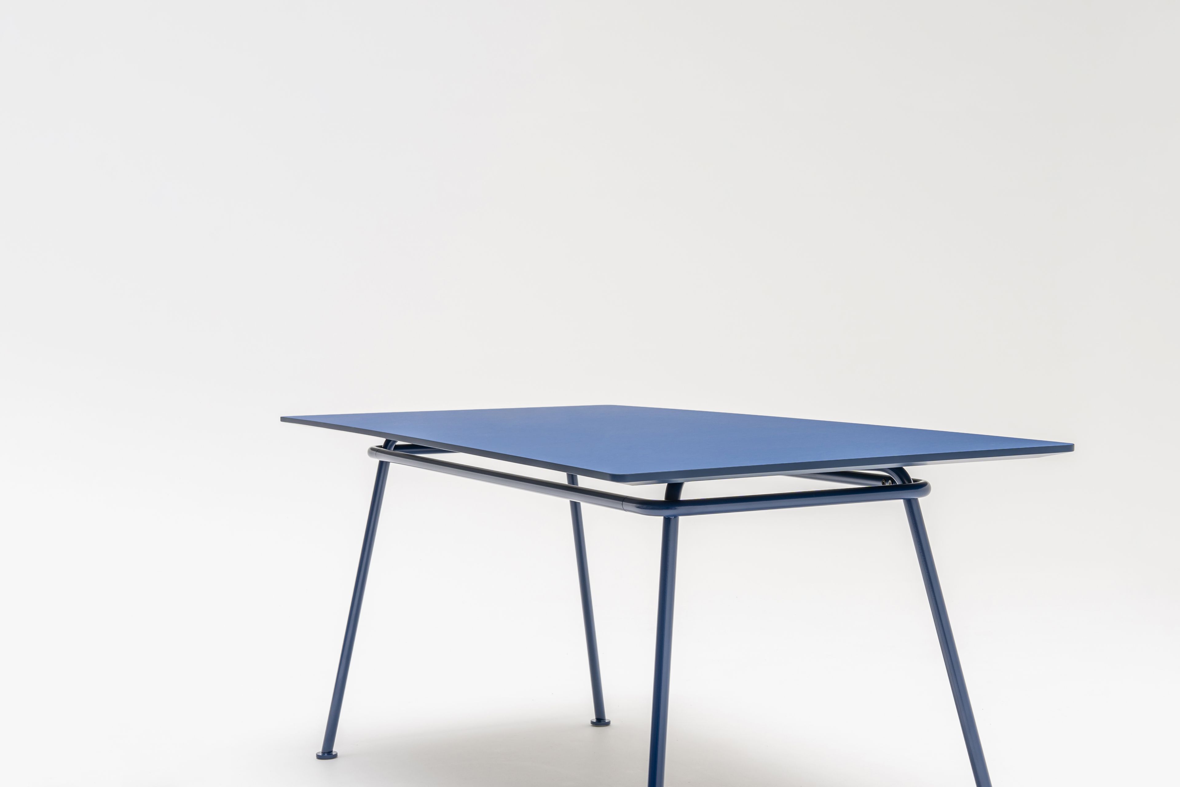 Металлический прямоугольный обеденный стол MDD новая школа ARCH-00148415 - Вид №2