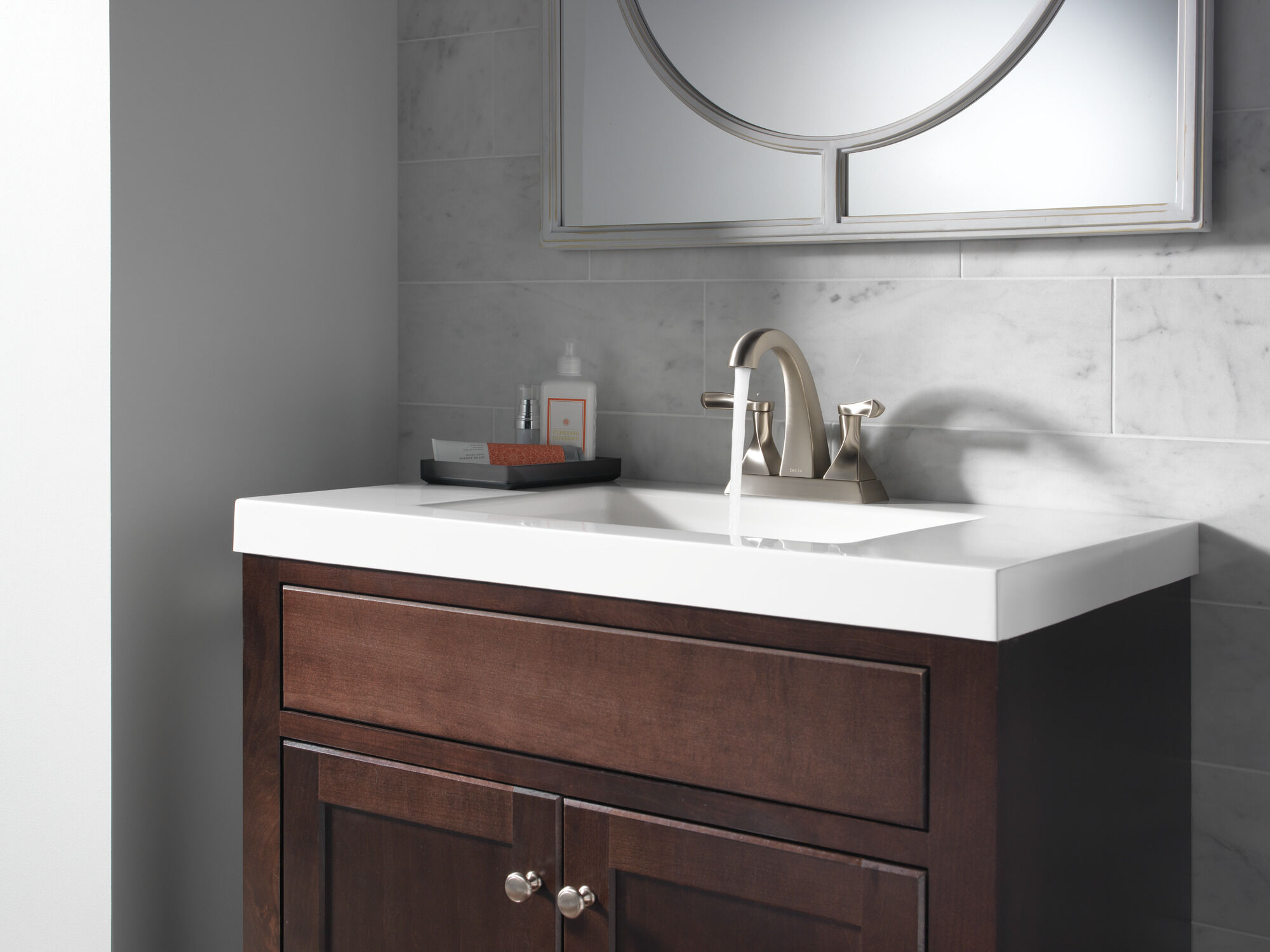 25741LF-SP Смеситель для ванной комнаты с двумя ручками Delta Faucet Everly Матовый никель Spotshield  - Вид №17