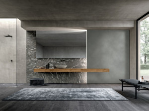 Высокий шкаф для ванной комнаты из натурального камня со встроенным освещением
