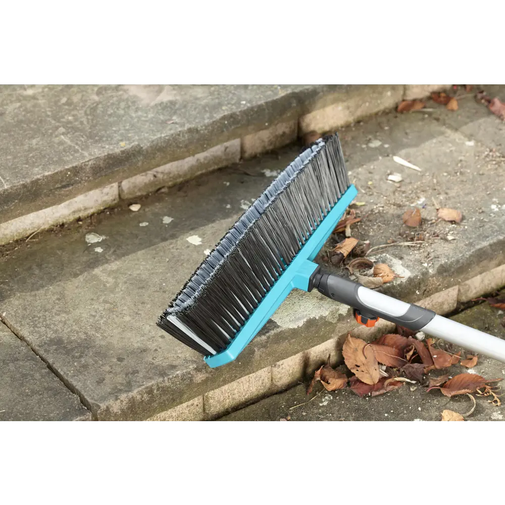 Набор Gardena: щетка и щелевая щетка с черенком 130 см STLM-2091162 - Вид №4