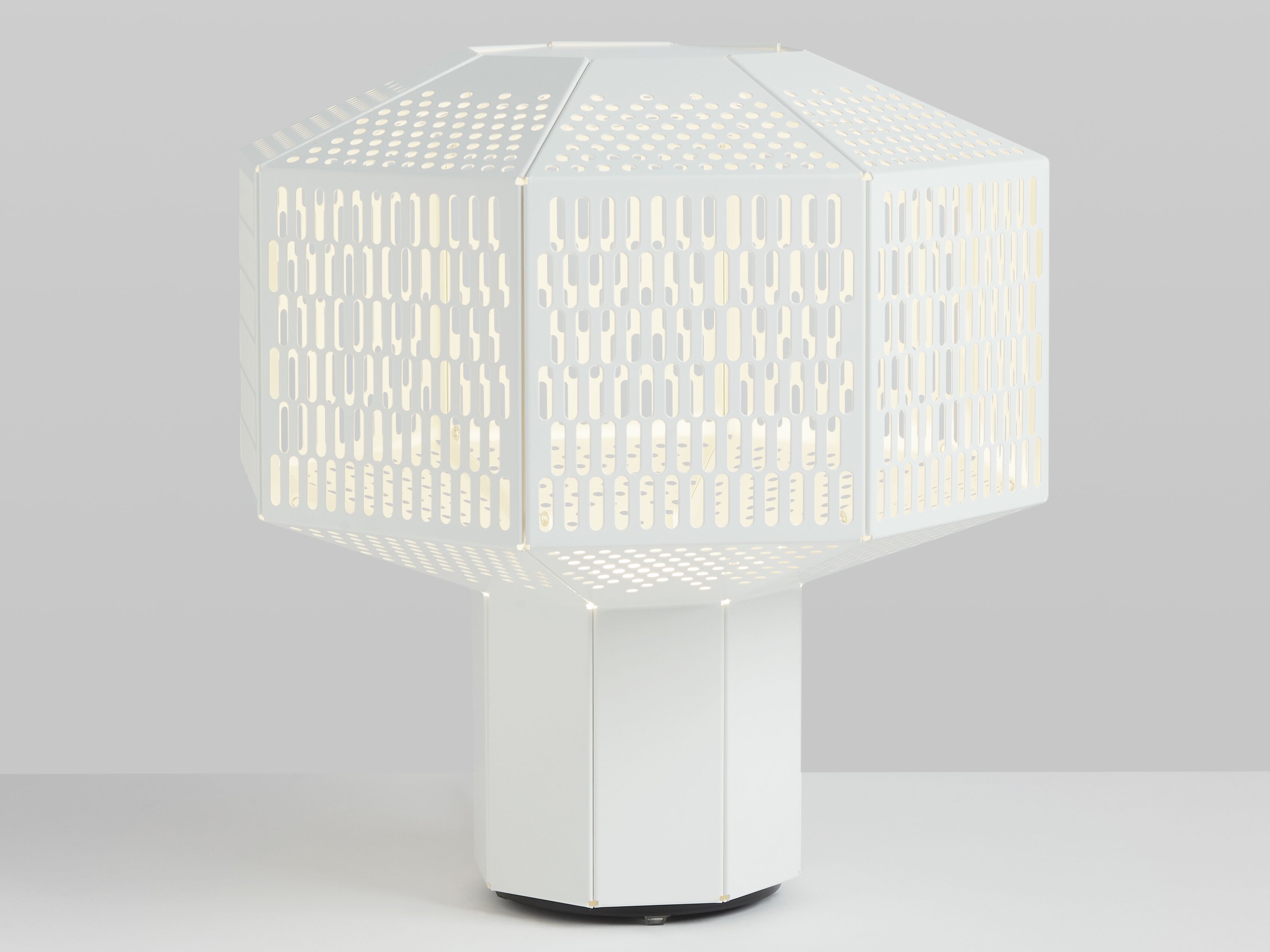 Стальная светодиодная настольная лампа с диммером PARACHILNA Ma-Rock ARCH-00115573 - Вид №1