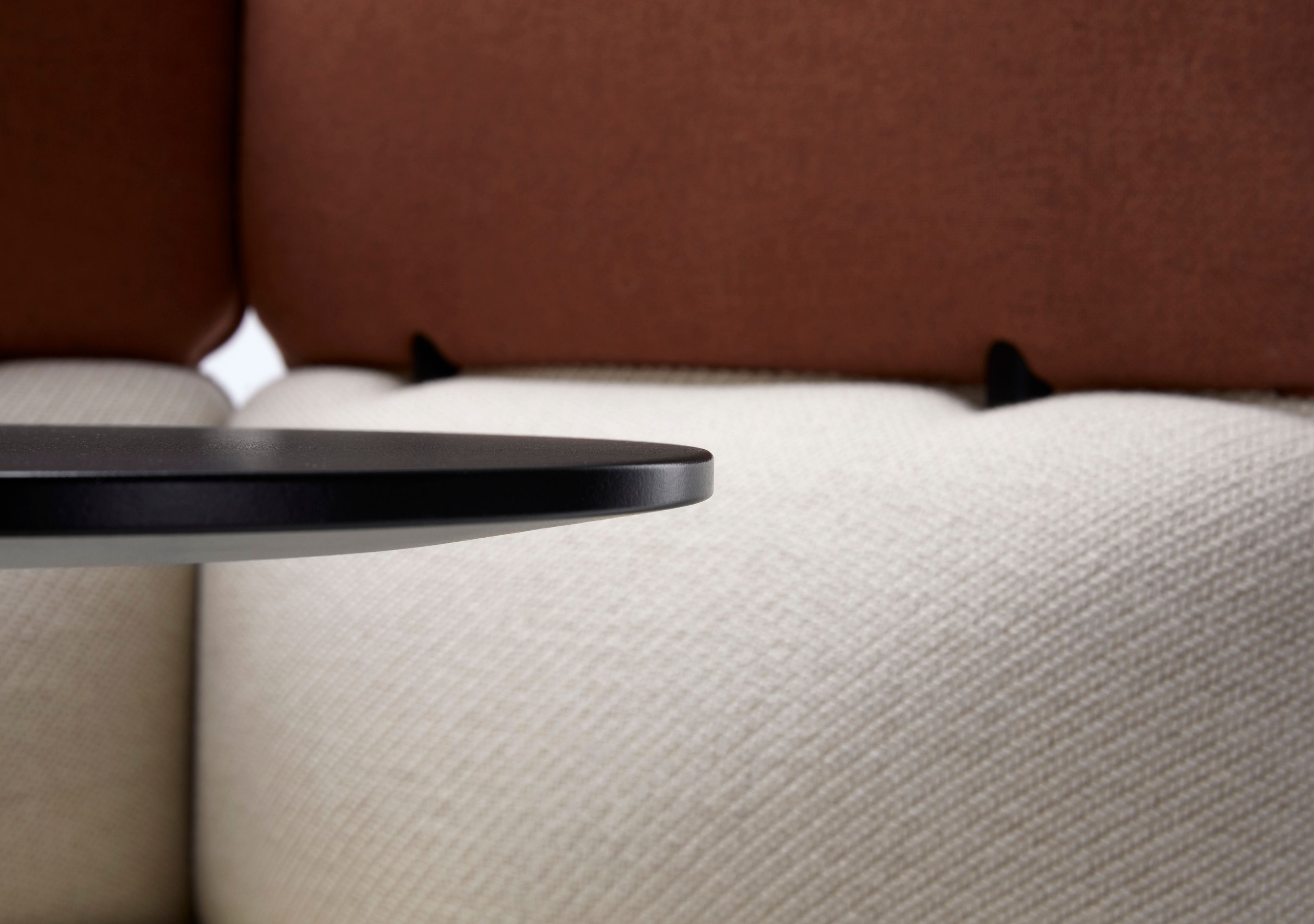 Круглый журнальный столик из МДФ Ross Gardam Adapt ARCH-00011637 - Вид №2