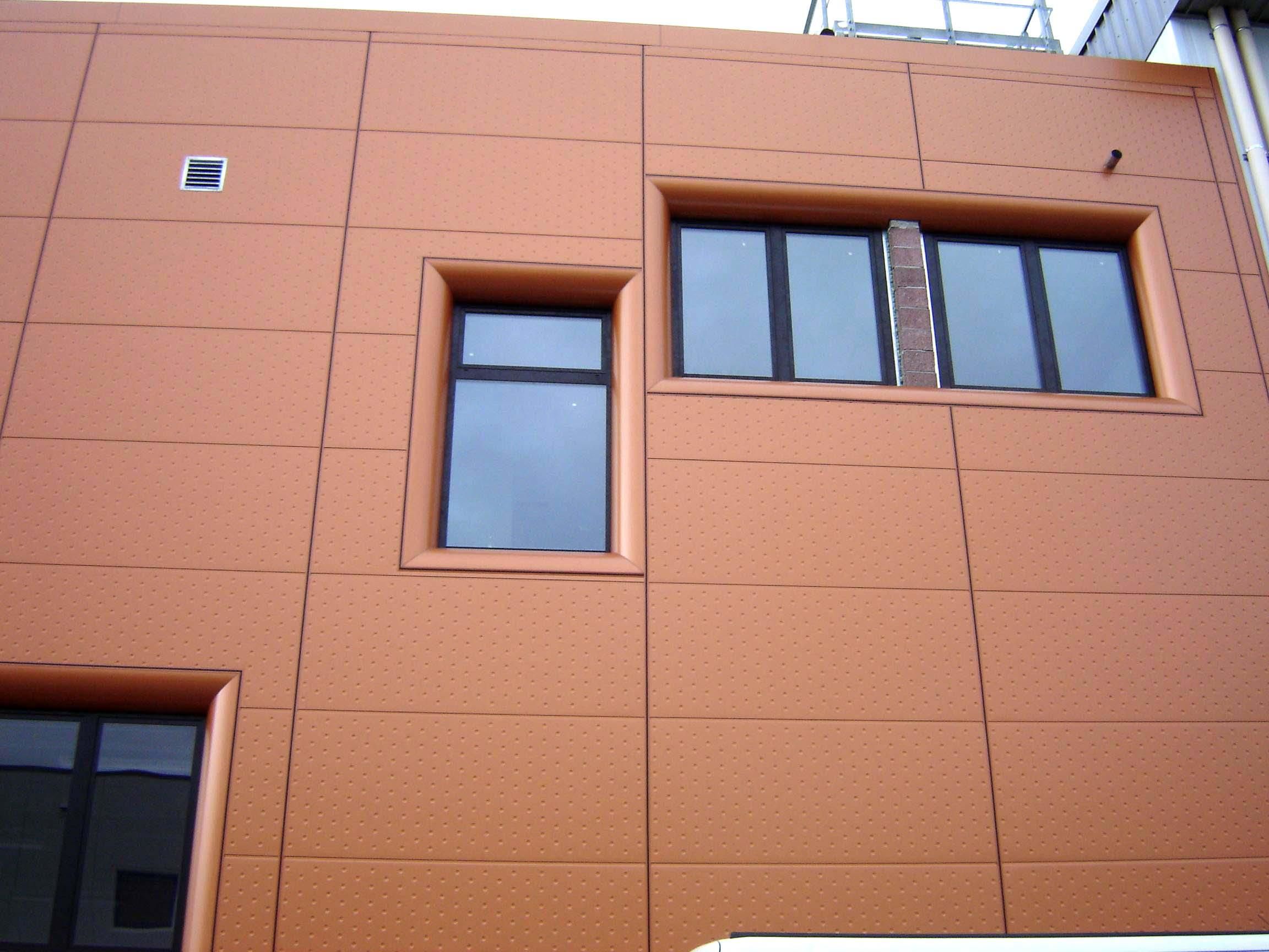 Изолированная металлическая панель для фасада ELCOM SYSTEM ТЕРМОПАРЕТЫ® ARCH-00063678 - Вид №35